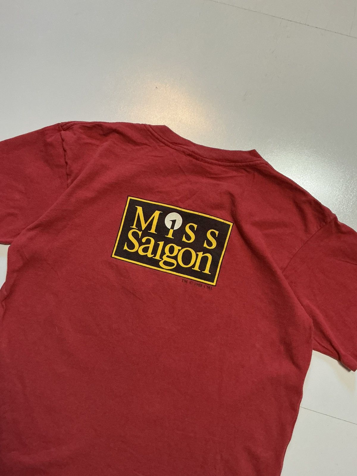Vintage VTG 1988 Miss Saigon Broadway Musical Single Stitch T-Shirt Size US L / EU 52-54 / 3 - 4 Thumbnail