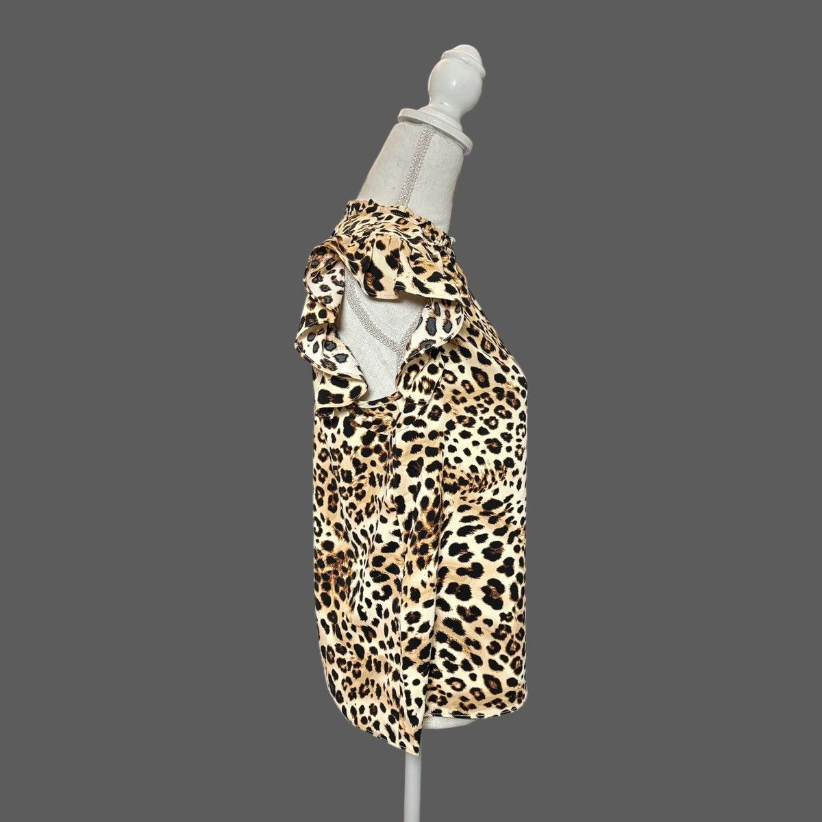 Nanette Lepore Nanette Lepore Women’s Khloe Cheetah Print Blouse Sz M Size M / US 6-8 / IT 42-44 - 10 Thumbnail