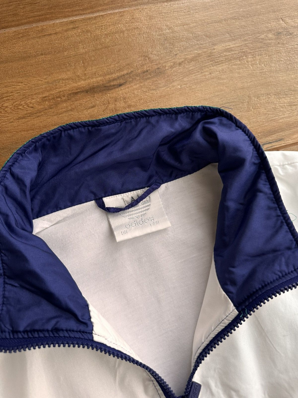 Adidas × Streetwear × Vintage Vintage Adidas Streetwear Adidas × Streetwear × Vintage Vintage Adidas Streetwear