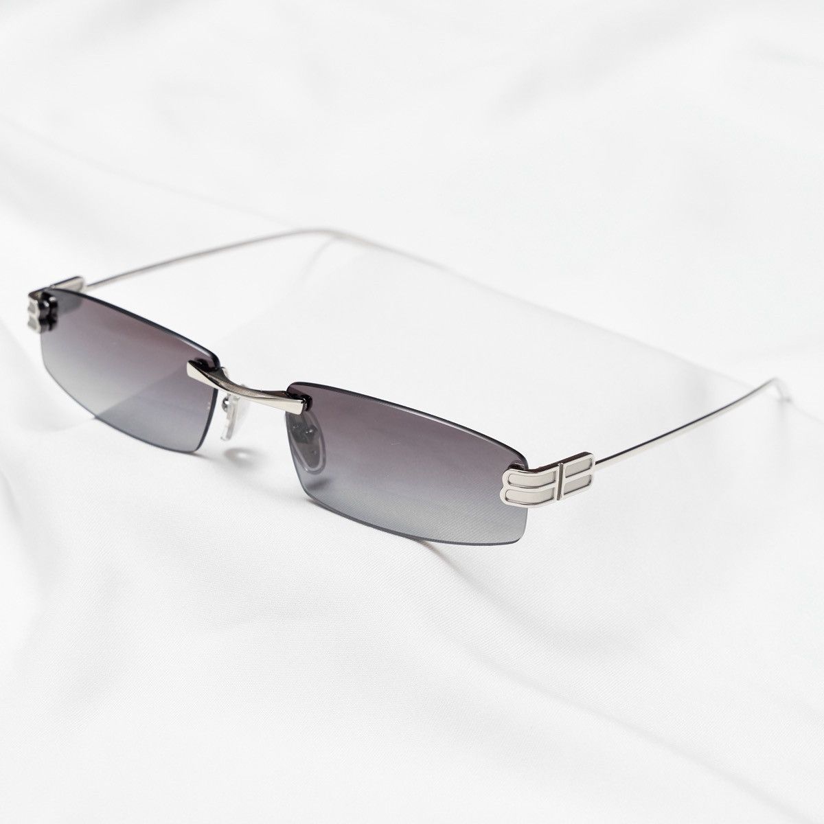 Balenciaga BALENCIAGA BB0488S 002 SUNGLASSES Size ONE SIZE - 2 Thumbnail