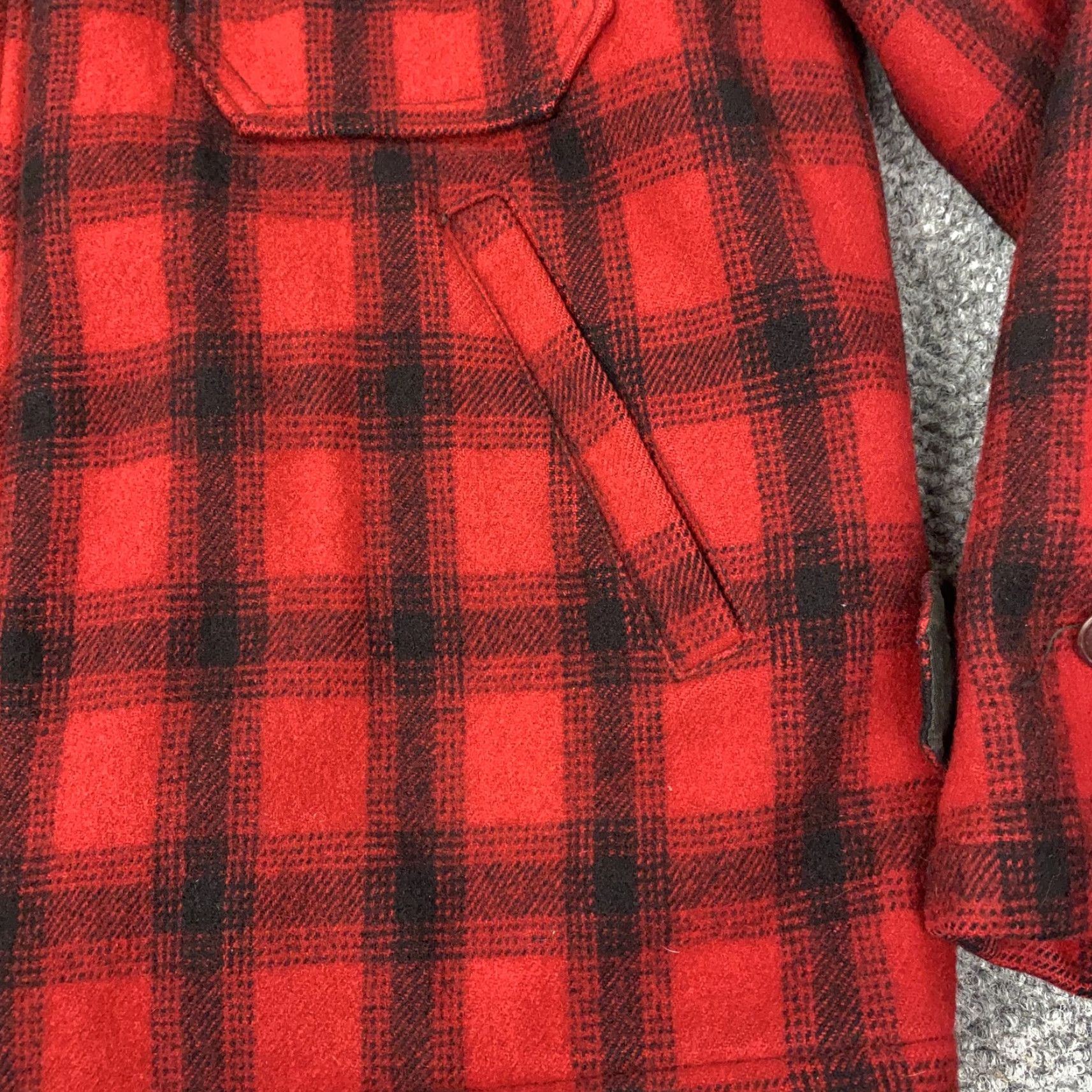 Vintage Vintage Woolrich Men’s Jacket 40 Wool Buffalo Plaid Outdoor Bomber 60s 70s Size US XXS / EU 40 - 4 Thumbnail