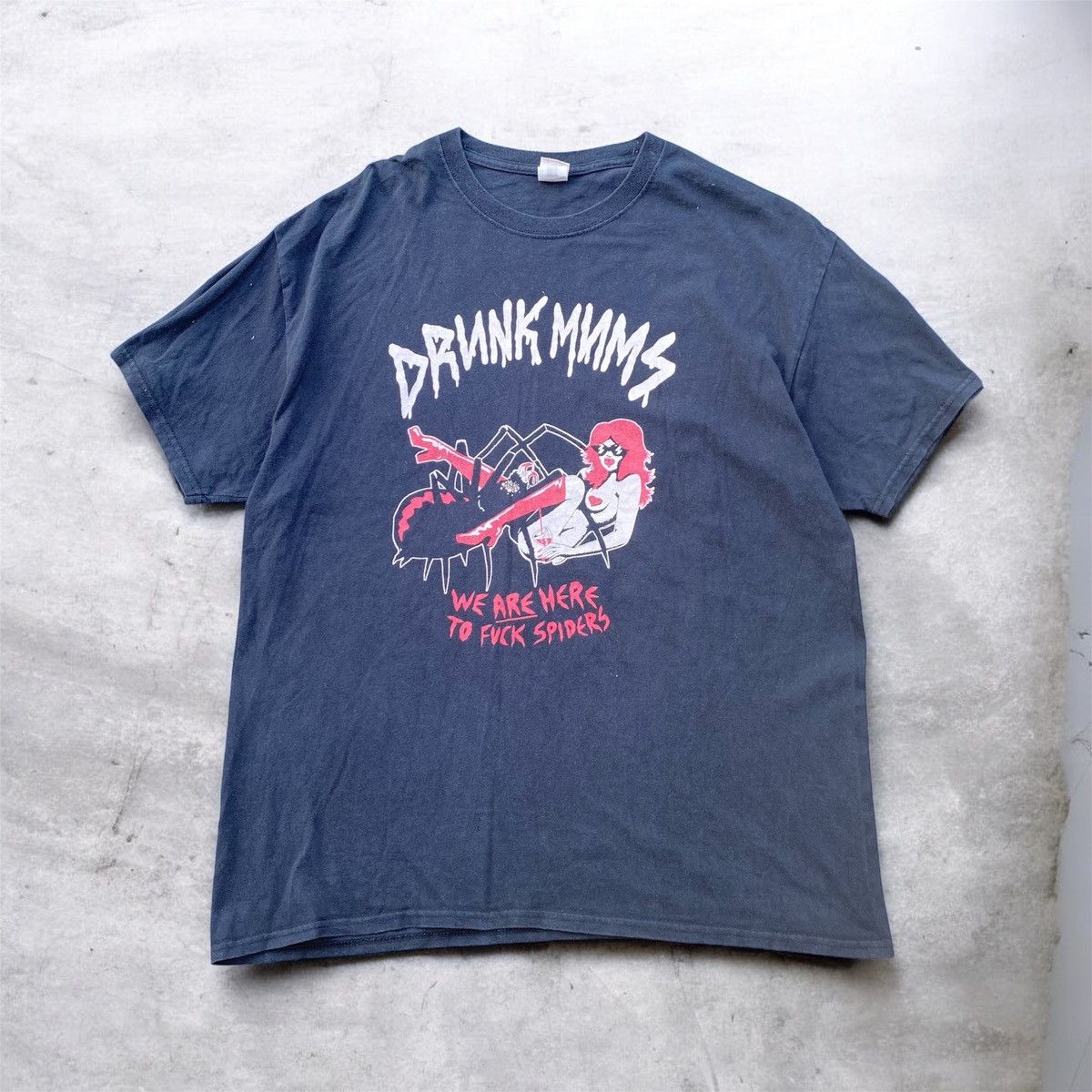 Band Tees Thrashed Faded Drunk Mums Punk Band ERD GRUNGE TSHIRT Size US XL / EU 56 / 4 - 1 Thumbnail