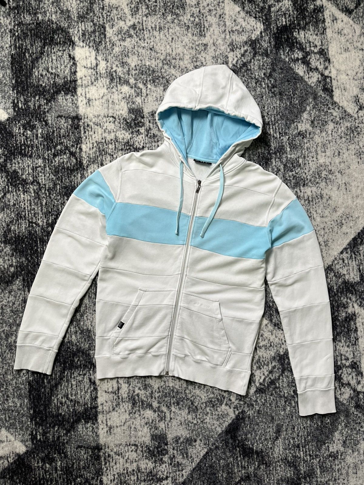 Quiksilver × Vintage Vintage Quiksilver Zip Up Hoodie Y2K Style Size US L / EU 52-54 / 3 - 1 Thumbnail