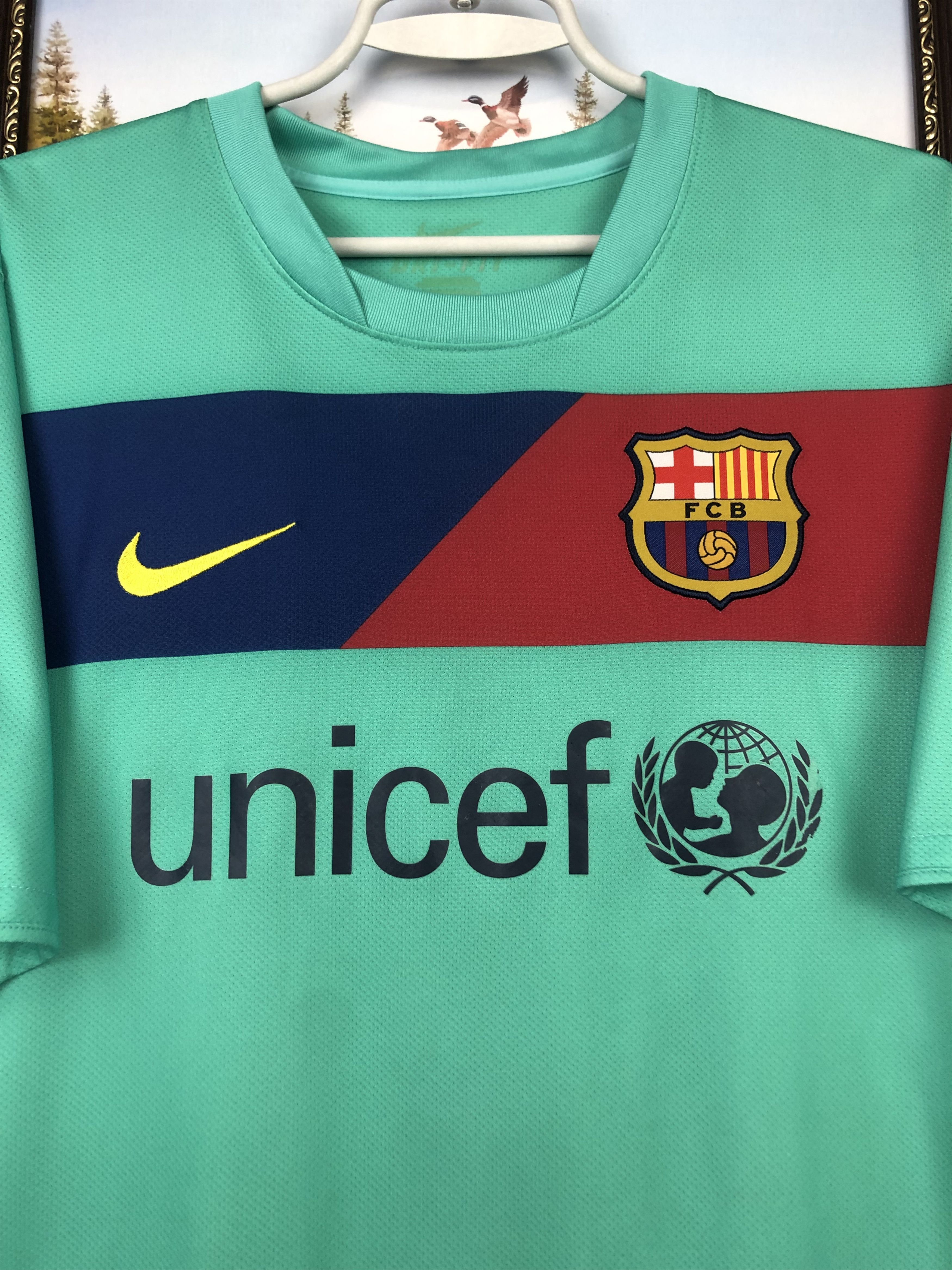 Nike Barcelona football shirt 2010 Soccer Nike Jersey Camiseta Size US L / EU 52-54 / 3 - 3 Thumbnail