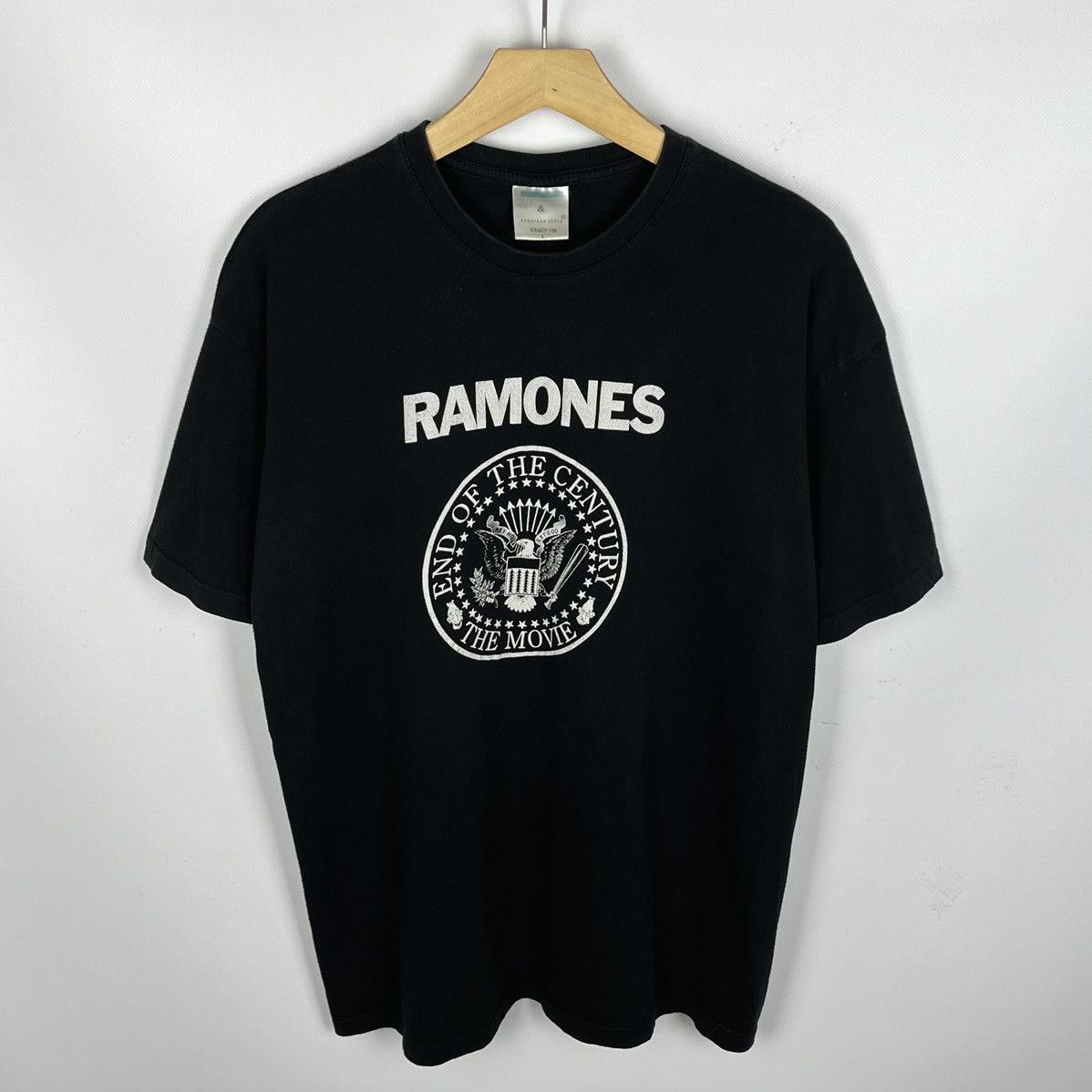 Band Tees Vintage Ramones punk rock band tee 2000’s Size US L / EU 52-54 / 3 - 1 Thumbnail