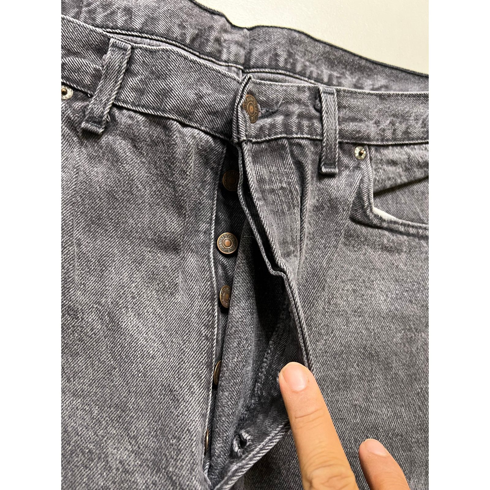 Levi's Vintage Levis 501 Jeans Button Fly Size 38x30 Black 90s USA Size US 38 / EU 54 - 3 Thumbnail