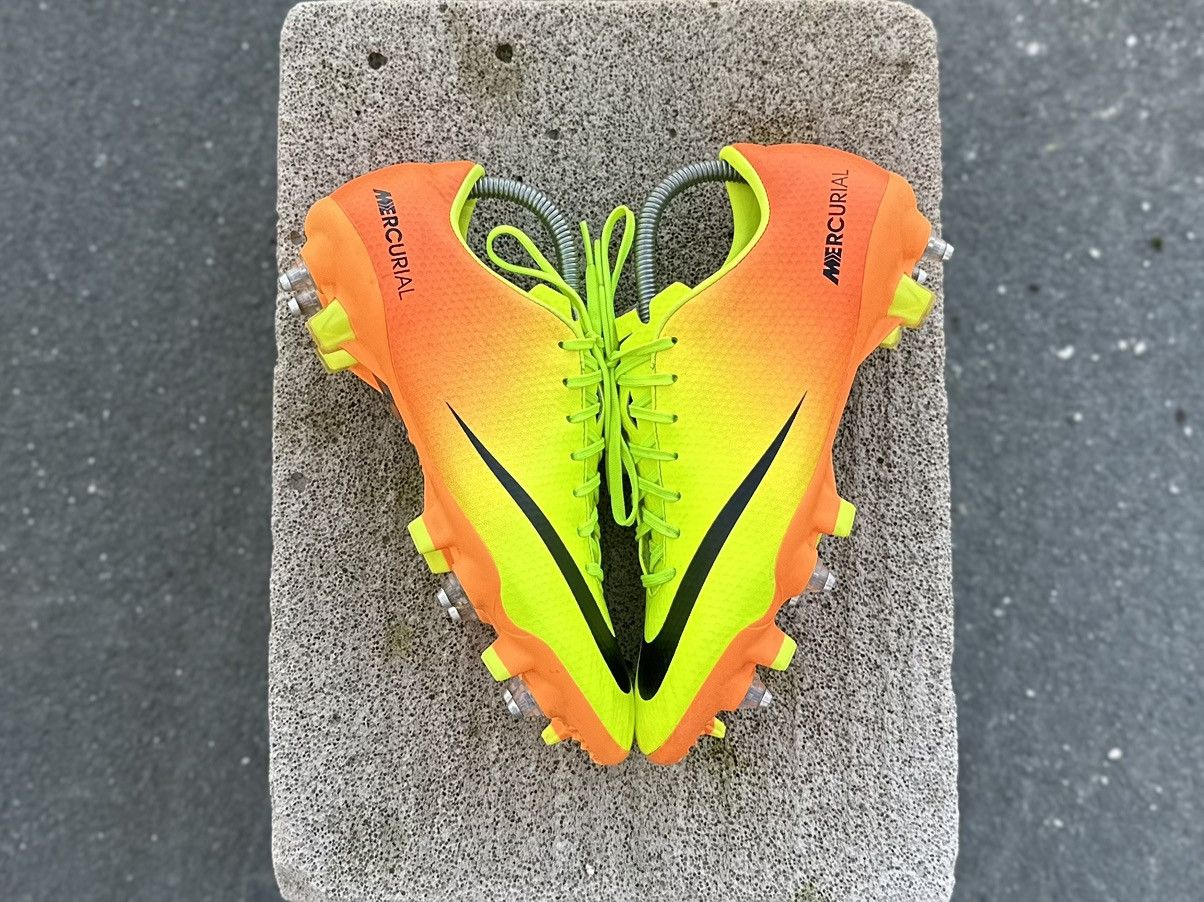 Nike 2013 NIKE MERCURIAL VELOCE SG PRO SOCCER BOOTS CLEATS US 7 Size US 7 / EU 40 - 2 Thumbnail