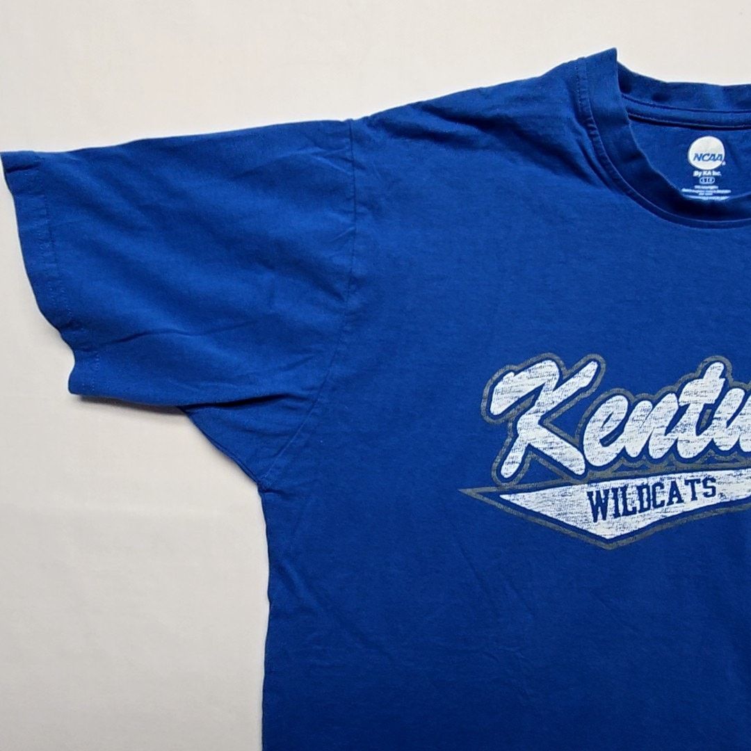 NCAA University Of Kentucky Wildcats Blue College Football L Tee Size US L / EU 52-54 / 3 - 3 Thumbnail