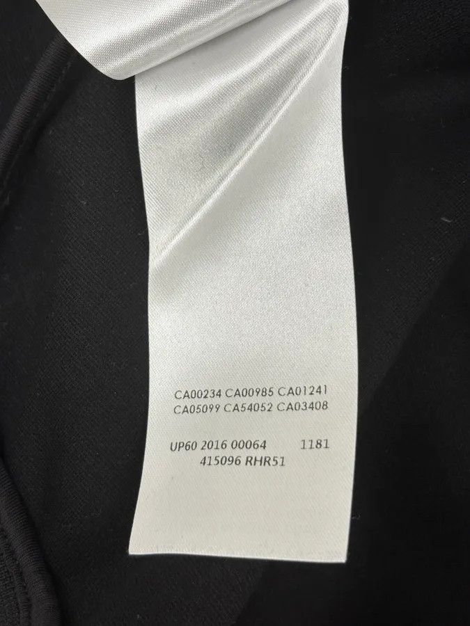 Alexander McQueen AW2016 Alexander McQueen Black Buttoned Minimalist Jacket Size US S / EU 44-46 / 1 - 12 Thumbnail