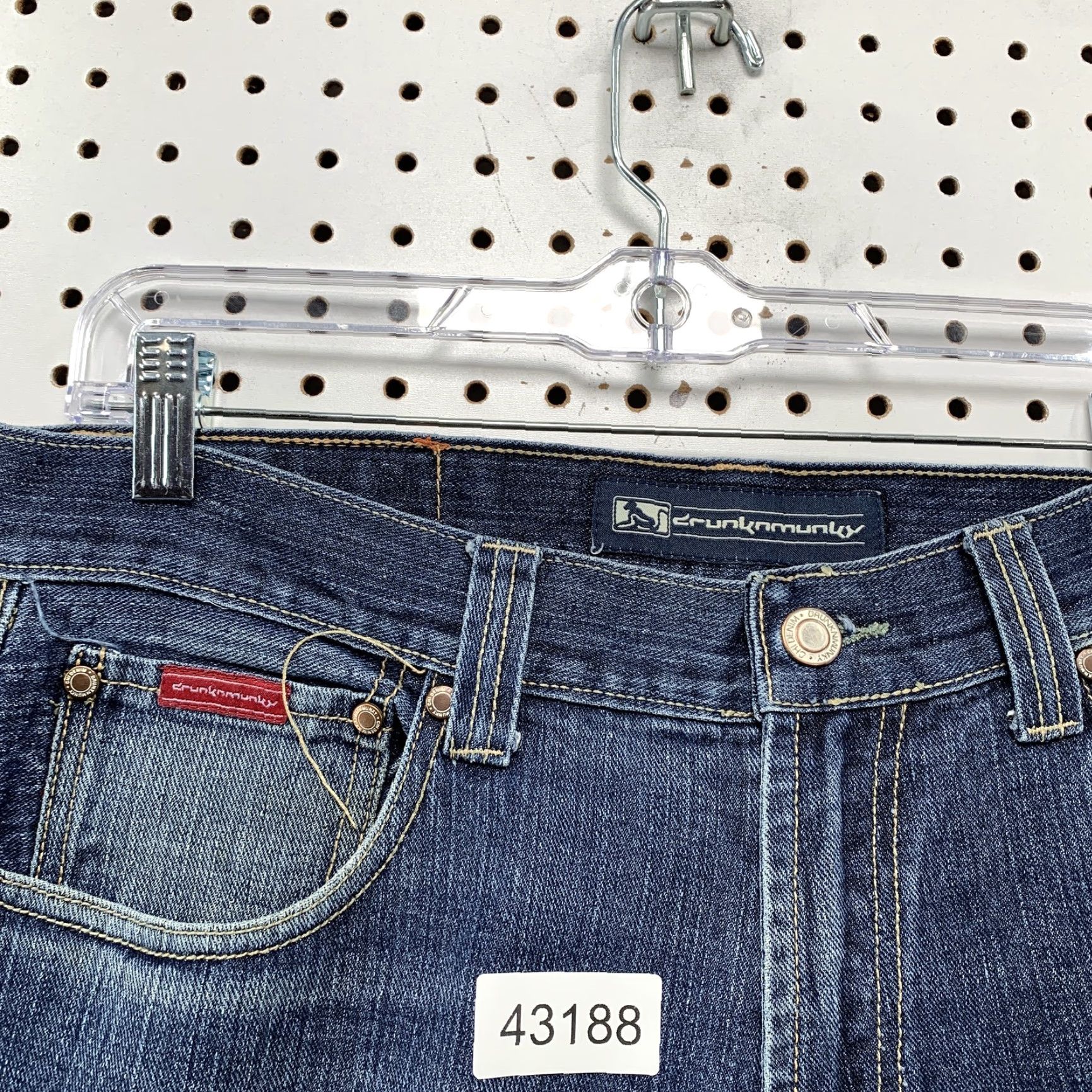 Vintage VINTAGE DrunkNMunky Embroidered Baggy Jeans Mens 36x31 Blue Grunge Skater Size US 36 / EU 52 - 5 Thumbnail