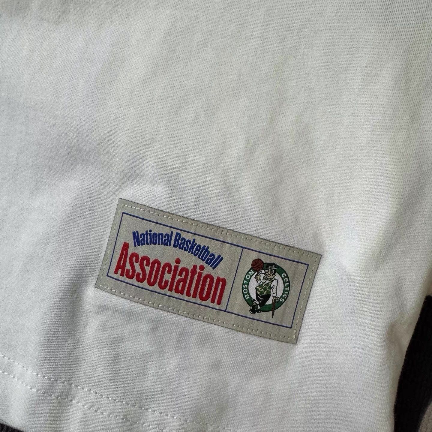 NBA NBA Boston Celtics White & Green Short Sleeve T-shirt Q10 Size US XXL / EU 58 / 5 - 5 Thumbnail