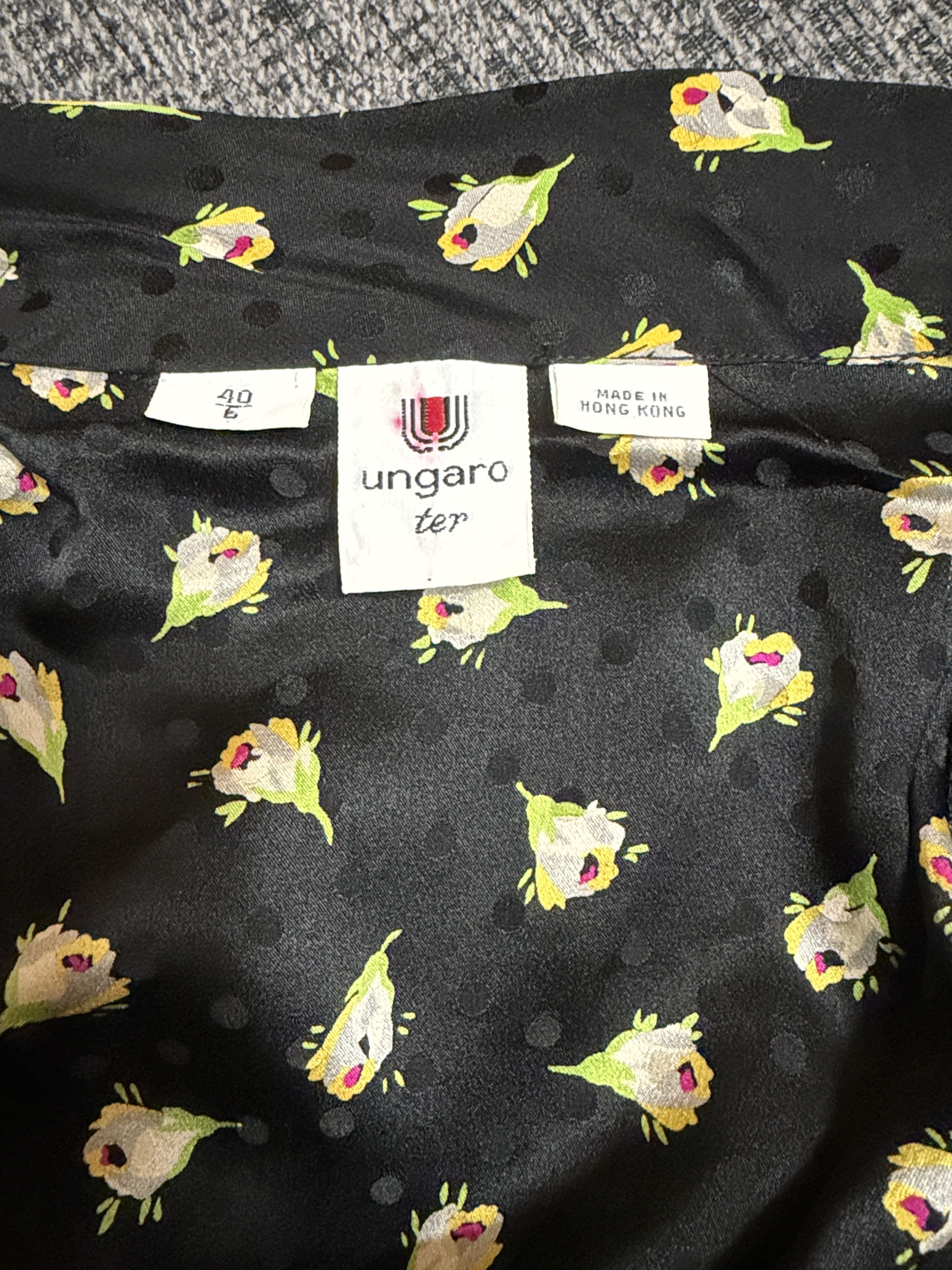 Emanuel Ungaro ntage Ungaro Black Floral silk blouse, sz 6 Size S / US 4 / IT 40 - 5 Thumbnail