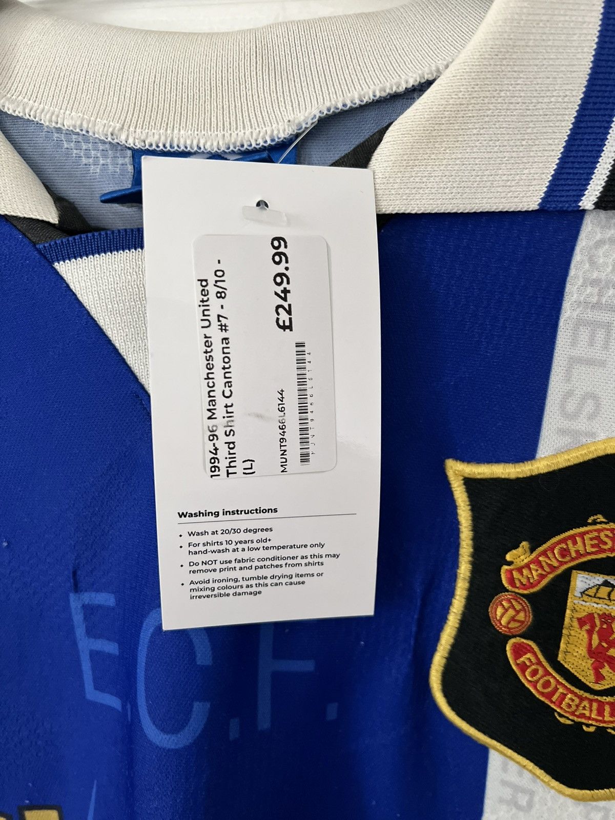 Umbro Vintage Manchester United Eric Cantona 1994 Third Kit Size US L / EU 52-54 / 3 - 4 Thumbnail