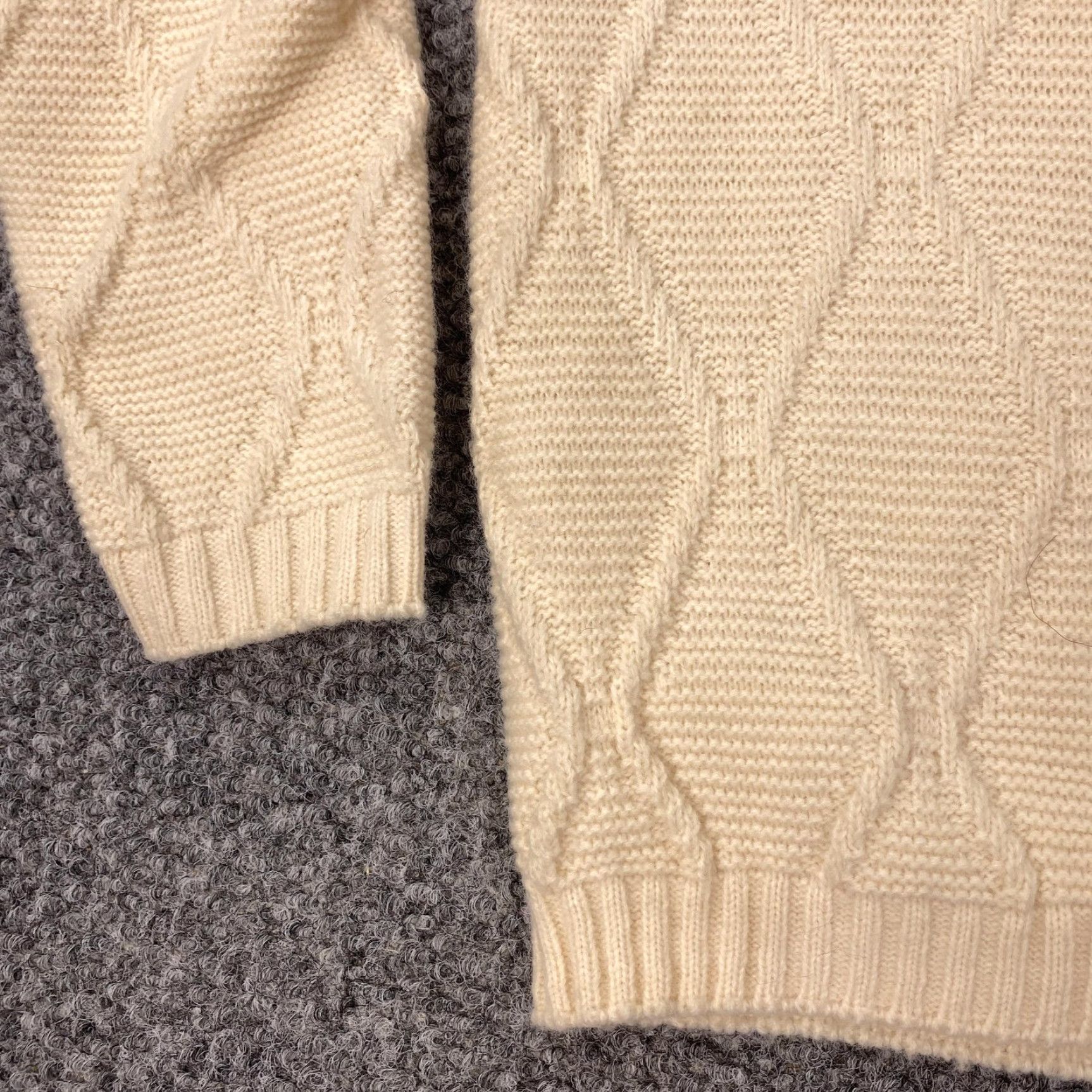 Vintage VINTAGE Orlon Acrylic Sweater Cardigan Womens Medium Cream Diamond Knit 60s Button Front Womens Medium Cream Diamond Knit 60s Size S / US 4 / IT 40 - 6 Thumbnail