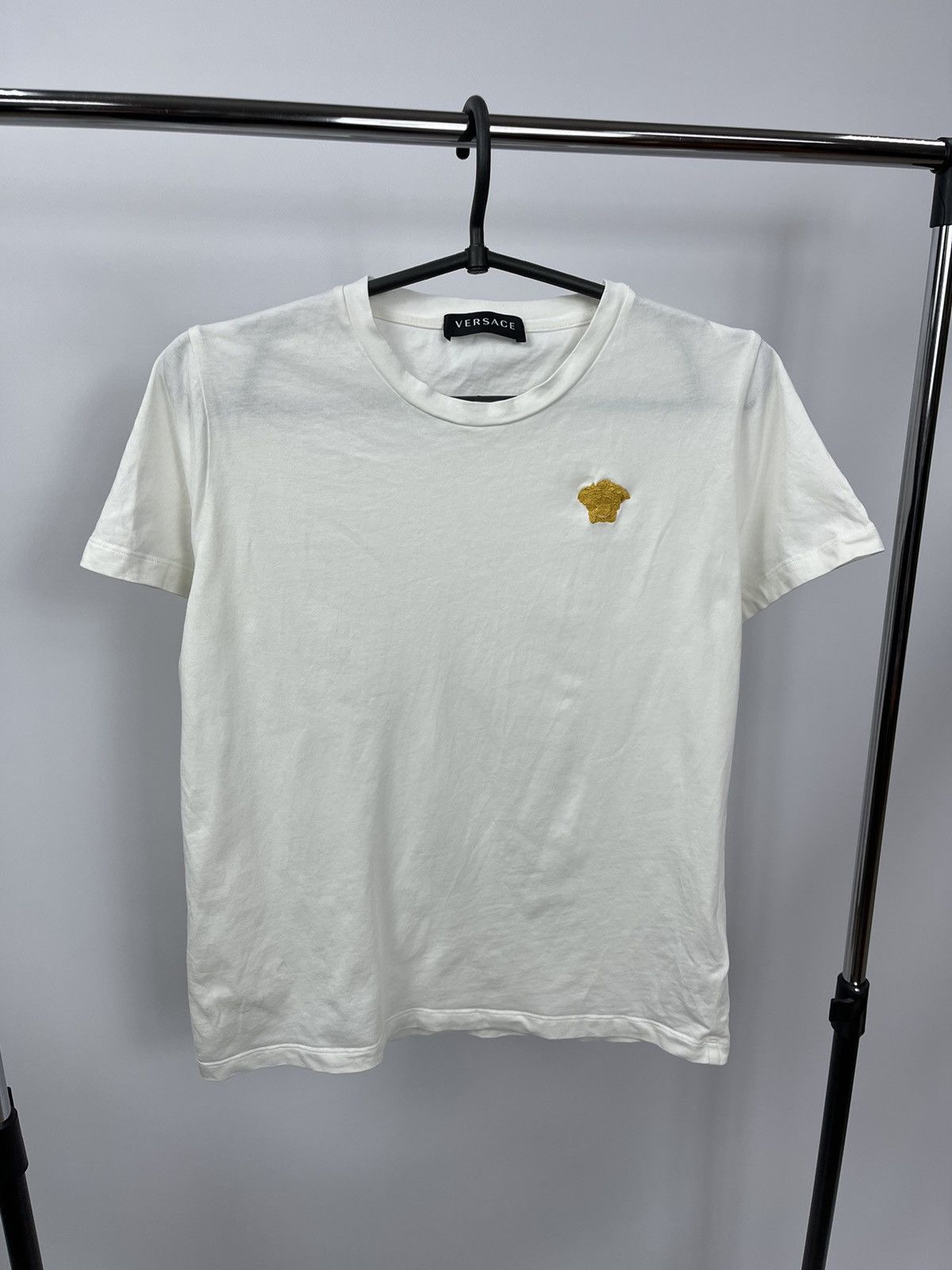 Versace Versace T-SHIRT JERSEY Size 12A Years 152 cm White Gold Logo Size US XS / EU 42 / 0 - 1 Thumbnail