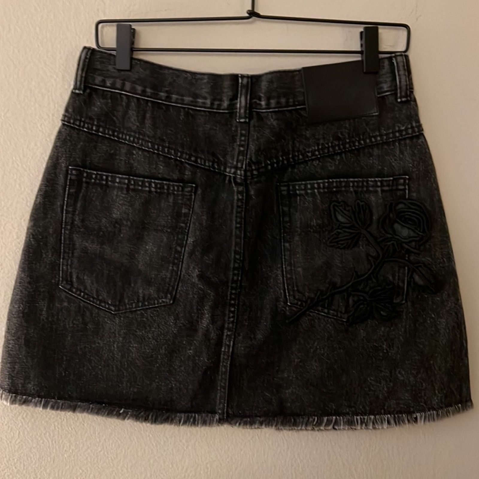 Marc Jacobs Marc Jacobs x Disney Embellished Denim Skirt Size 30 Size 30" / US 8 / IT 44 - 4 Thumbnail