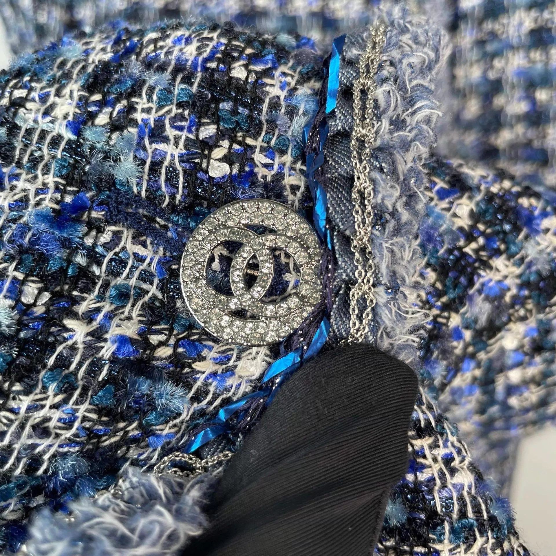 Chanel Chanel Blue Woven Stand Collar Crystal Button Coat Size 34 Size XS / US 0-2 / IT 36-38 - 3 Thumbnail