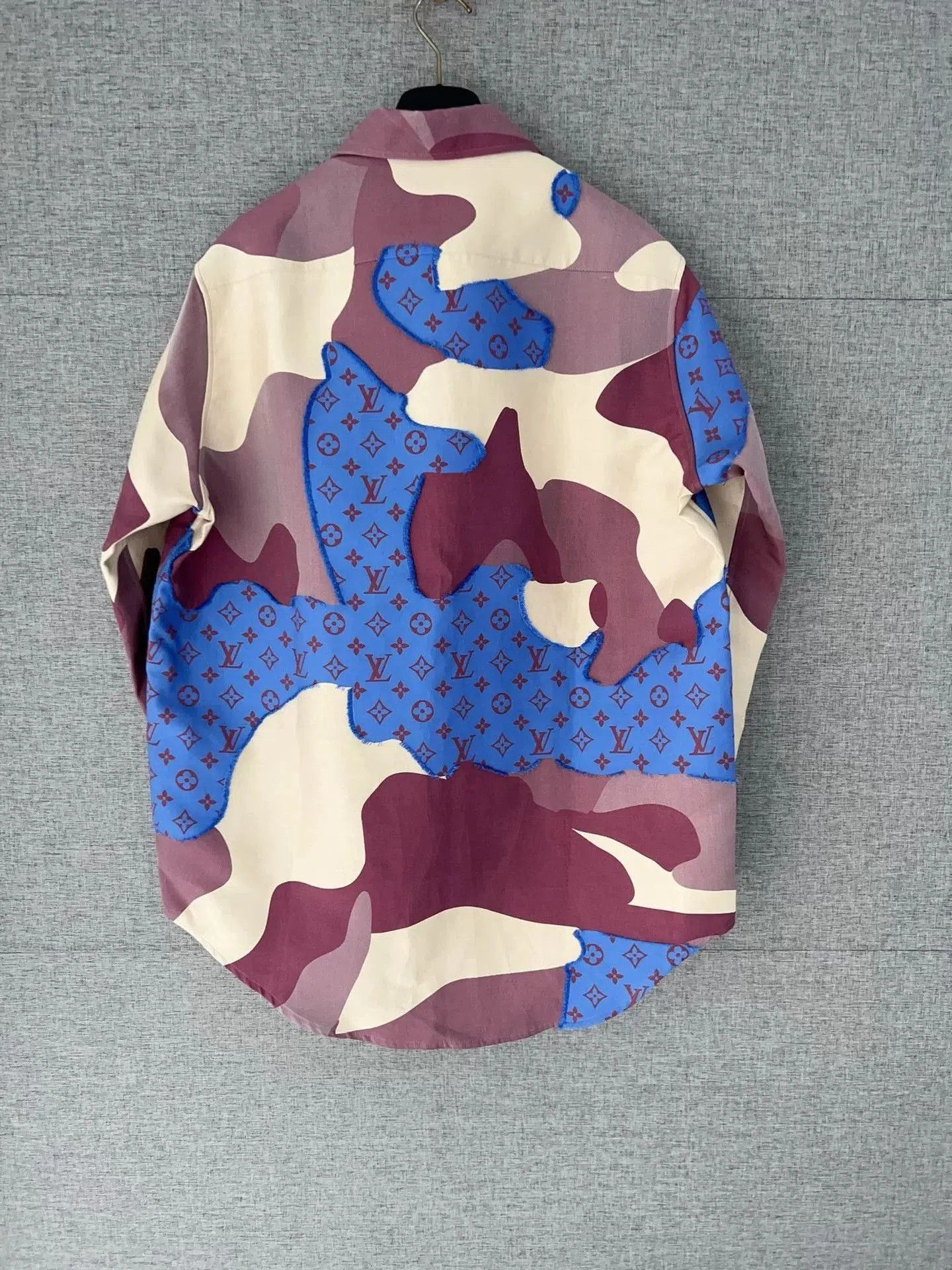 Louis Vuitton LV Camouflage Monogram Shirt Jacket. Size US S / EU 44-46 / 1 - 2 Thumbnail