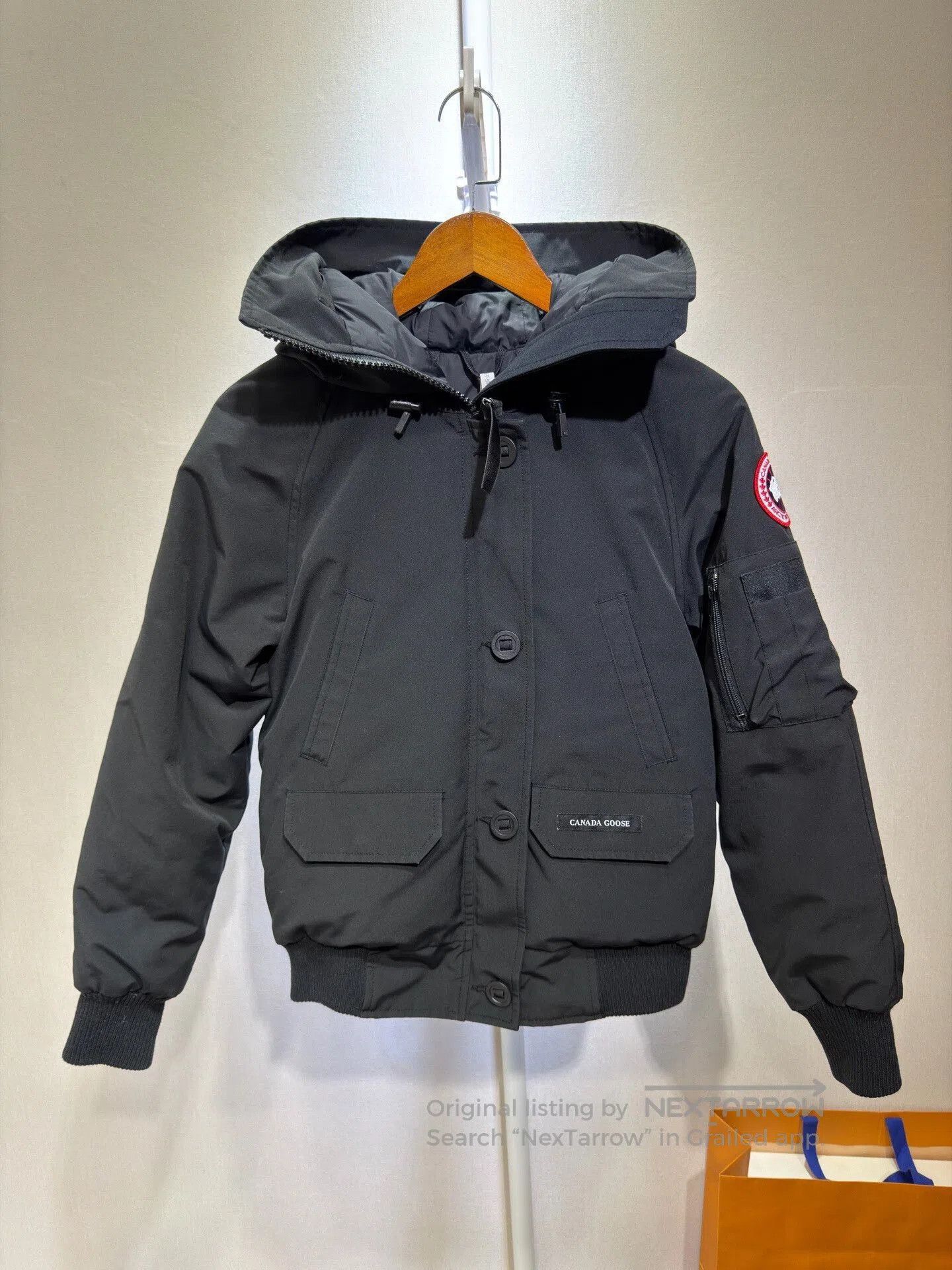 Canada Goose Black Canada Goose Women's Pilot Jacket. Size XS / US 0-2 / IT 36-38 - 1 Thumbnail