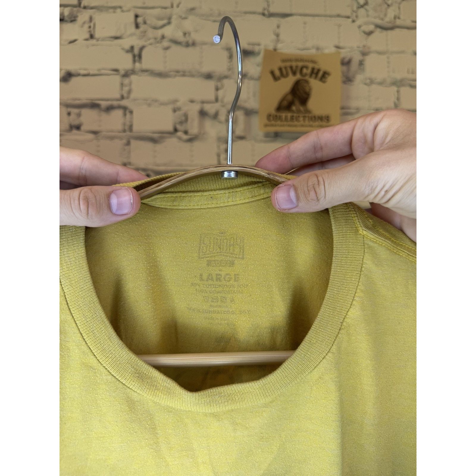 Other Sunday Cool Yellow Everything Rhymes With Orange Graphic Tee Size US L / EU 52-54 / 3 - 3 Thumbnail