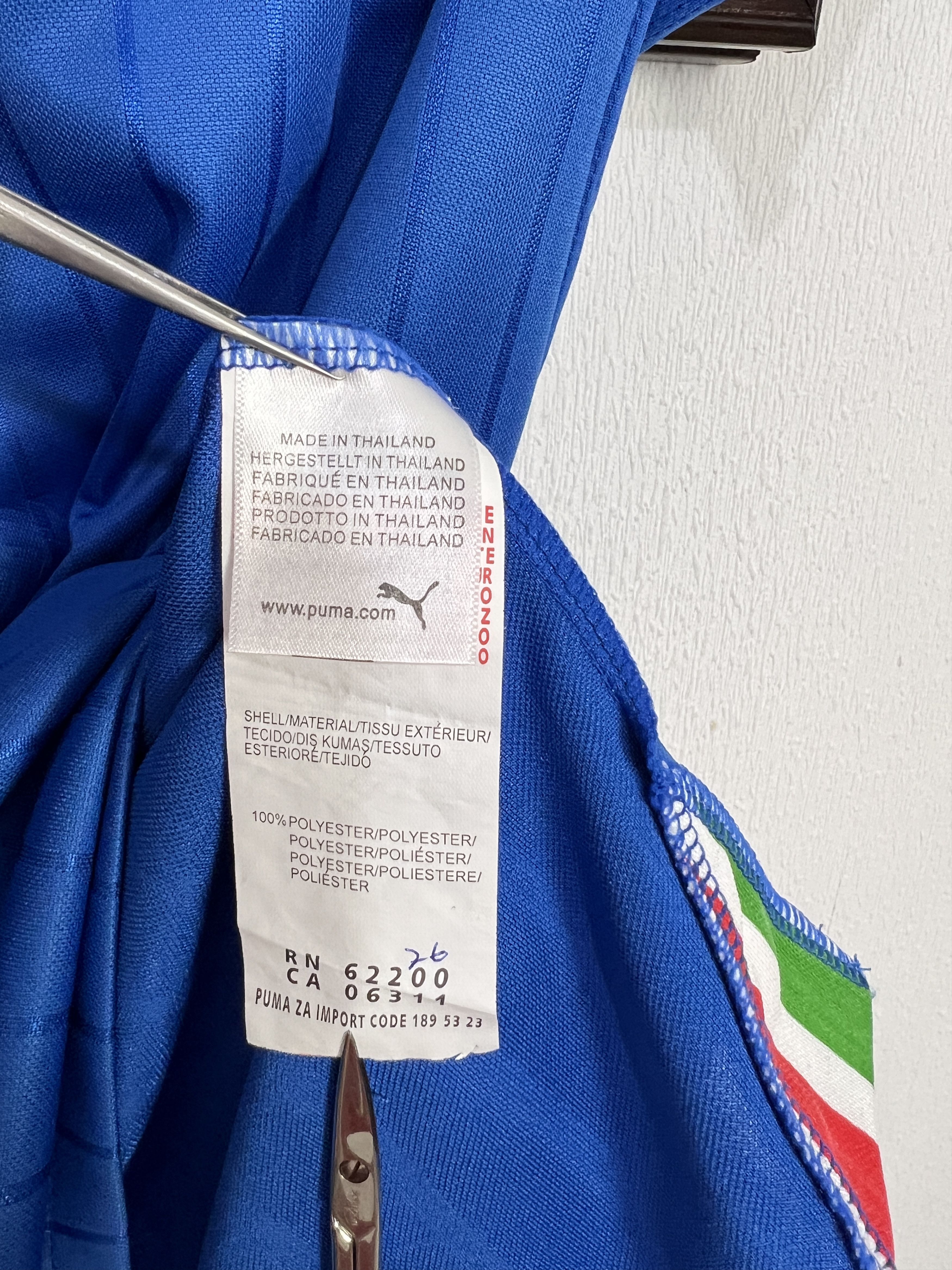 Puma Italy Home football shirt 2016 Soccer Puma #21 Pirlo Maglia Size US M / EU 48-50 / 2 - 11 Thumbnail