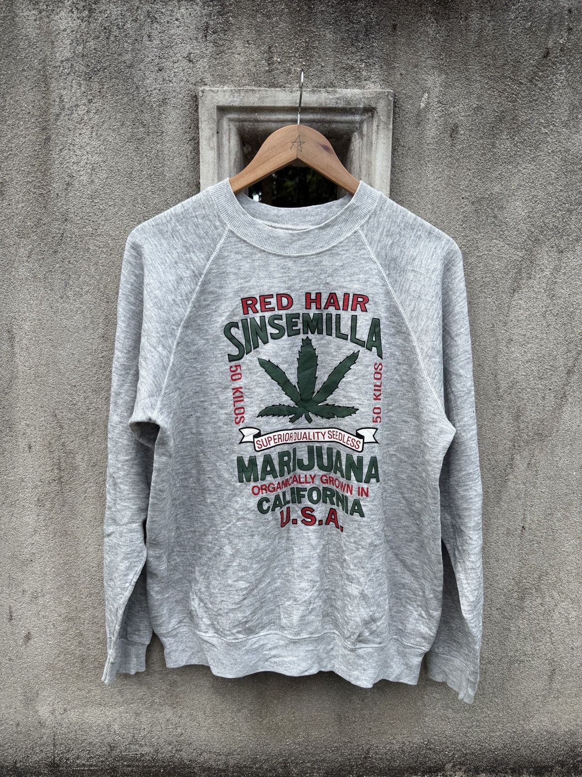 Vintage Vintage 80s Marijuana Size US L / EU 52-54 / 3 - 1 Thumbnail