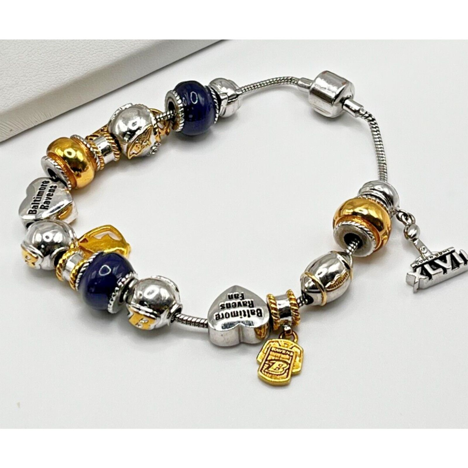 NADA Baltimore Ravens NFL 15 Charm Super Bowl XLVII BE Bracelet Size ONE SIZE - 1 Thumbnail