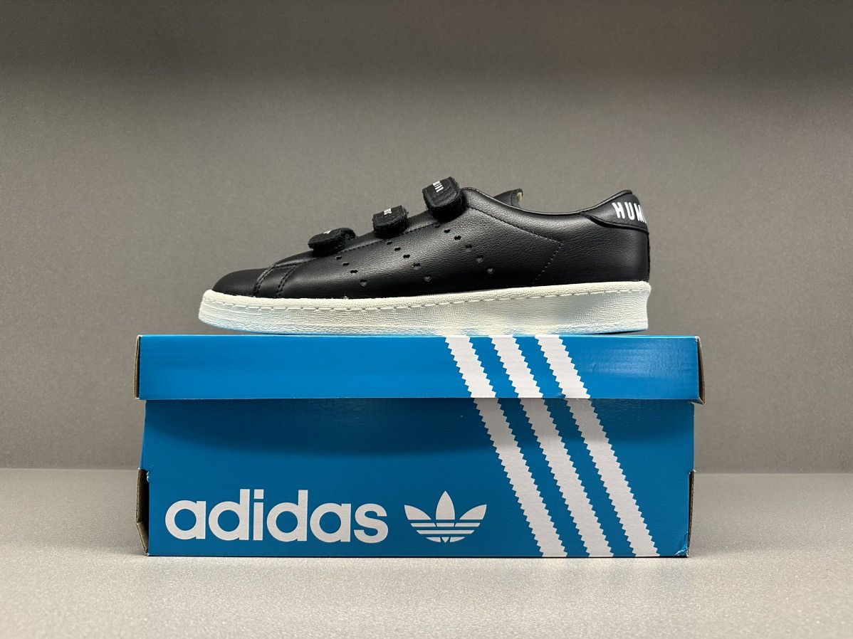 Adidas × Pharrell Adidas Easter Human Made Core Black Size US 10 / EU 43 - 2 Thumbnail