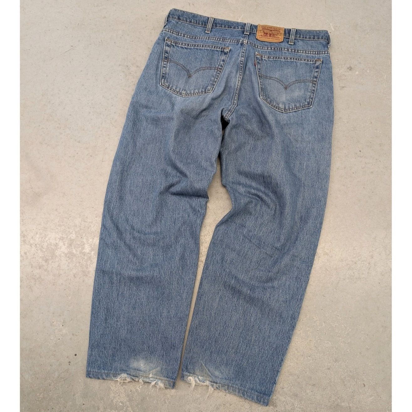 Levi's × Vintage Vintage Levis 550 Relaxed Fit washed blue denim jeans Size US 39 - 1 Thumbnail
