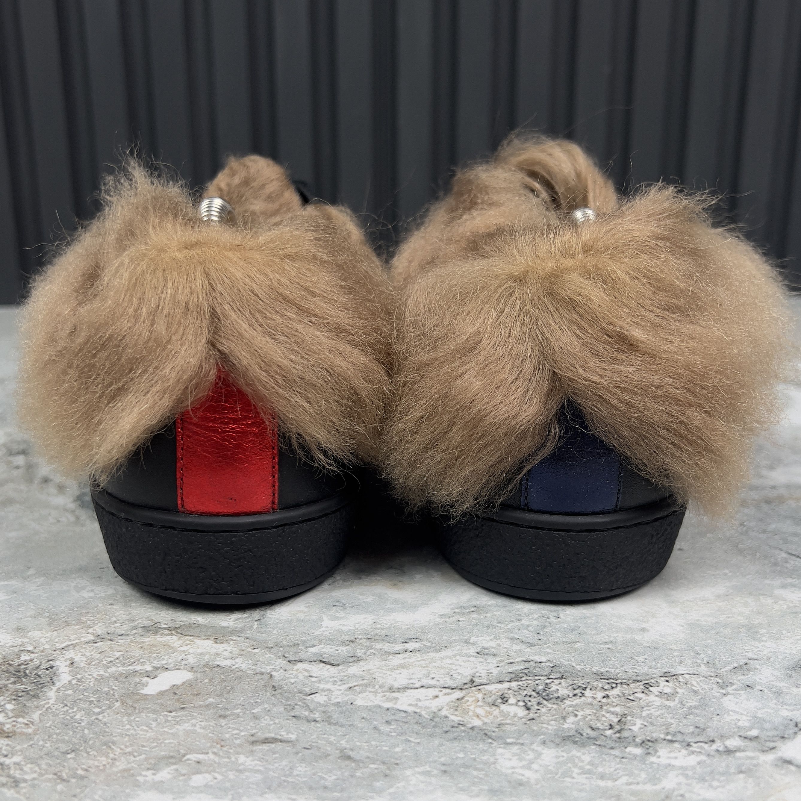 Gucci Ace Web Sneaker Bee Embroidered Fur Leather Size US 10.5 / IT 40.5 - 8 Thumbnail