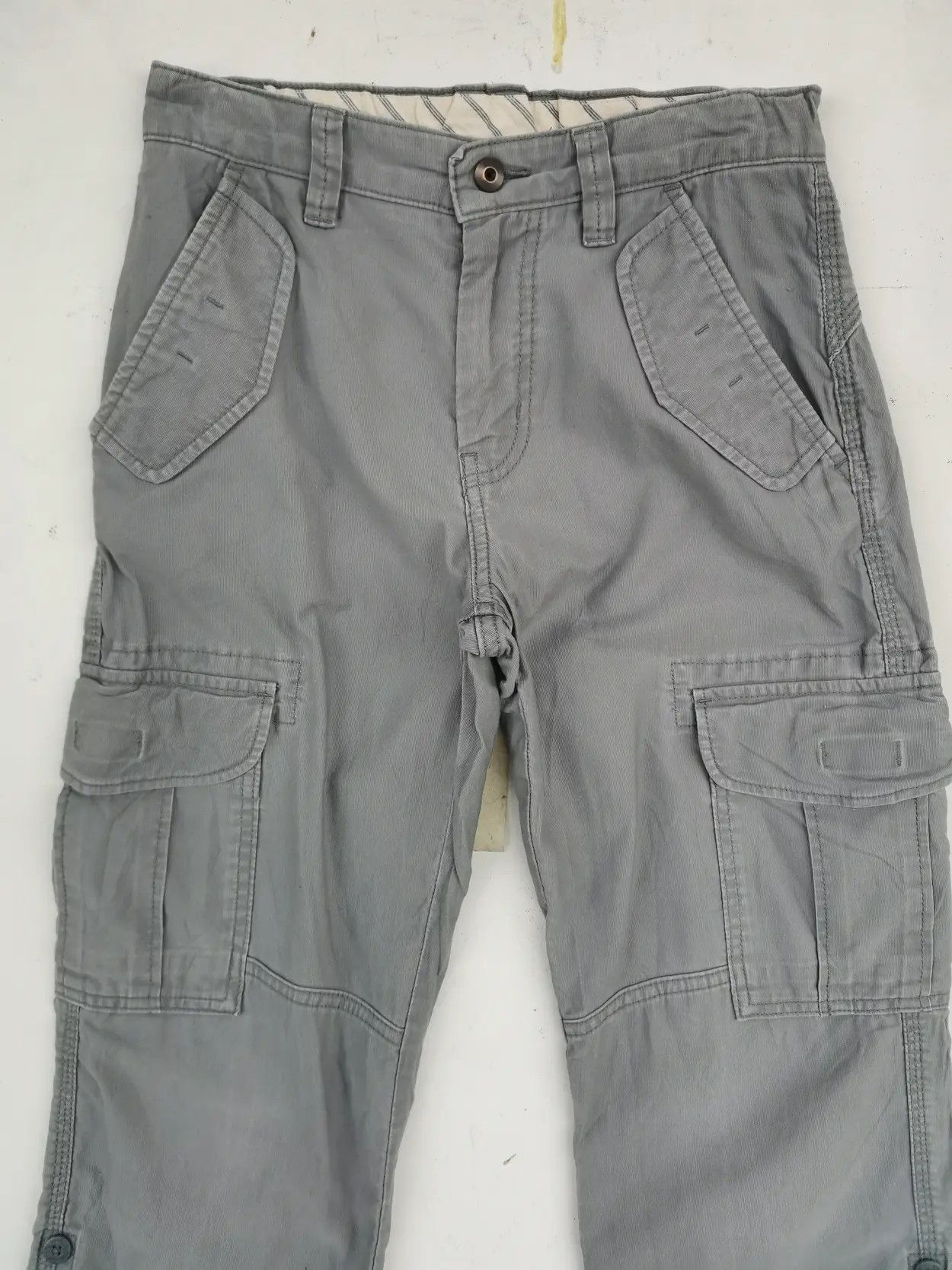 Japanese Brand × Uniqlo Rare!!! Uniqlo Kids Tactical Cargo Multipocket Pants Size US 26 / EU 42 - 8 Thumbnail