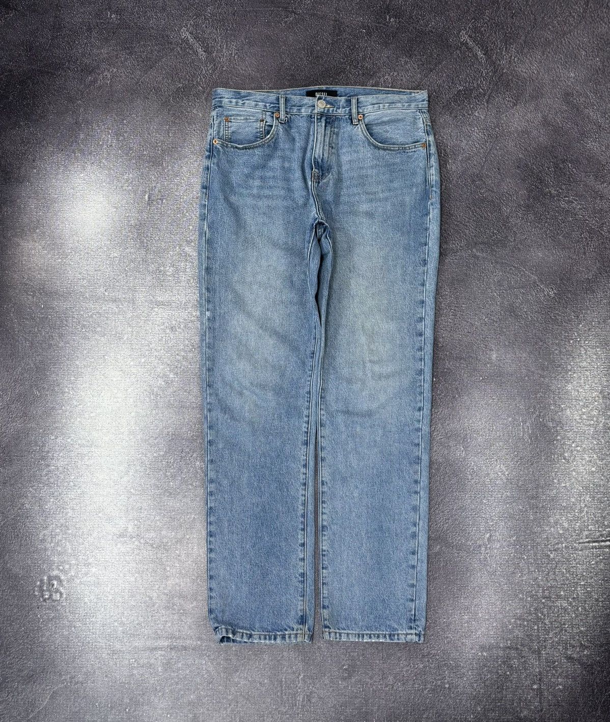 Diesel Diesel Men’s Y2K Straight Fit Light Blue Hype Denim Jeans Size US 34 / EU 50 - 1 Thumbnail