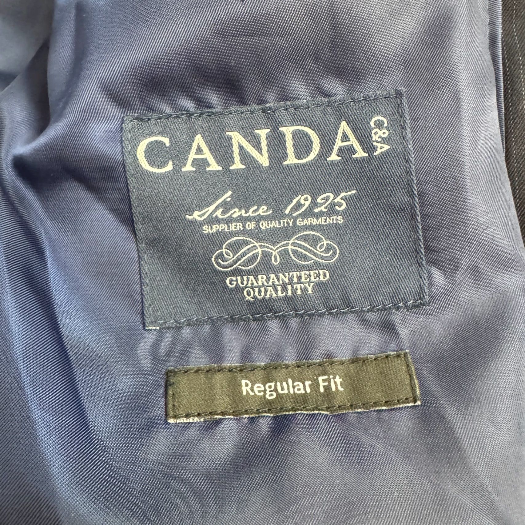 Vintage Canda Blazer Jacket Men 46S Navy Blue Pinstriped Wool-Blend Single-Breasted Notch Lapel Regular Fit Workwear Tailored Professional Mens Size US 30 / EU 46 - 4 Thumbnail