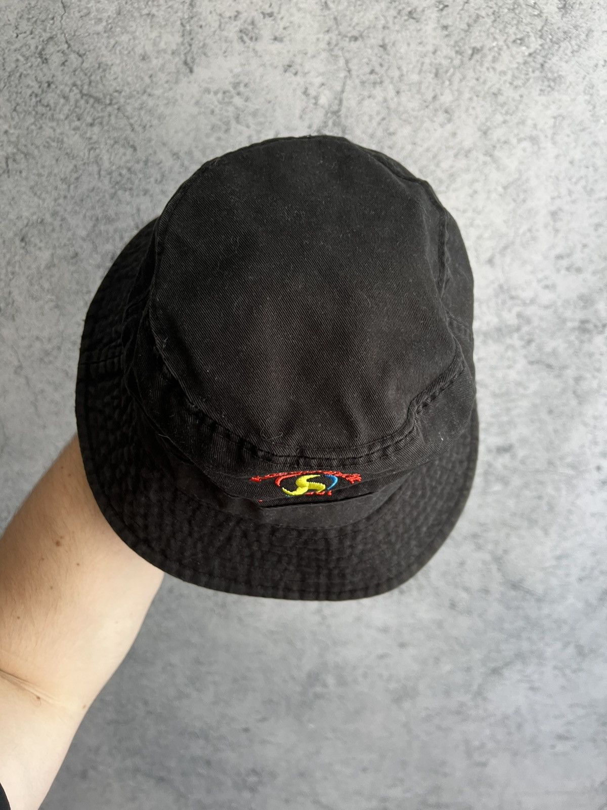 Vintage Vintage Bucket Hat 2001 Y2K Style Black 00s Rare Size 42 - 9 Thumbnail