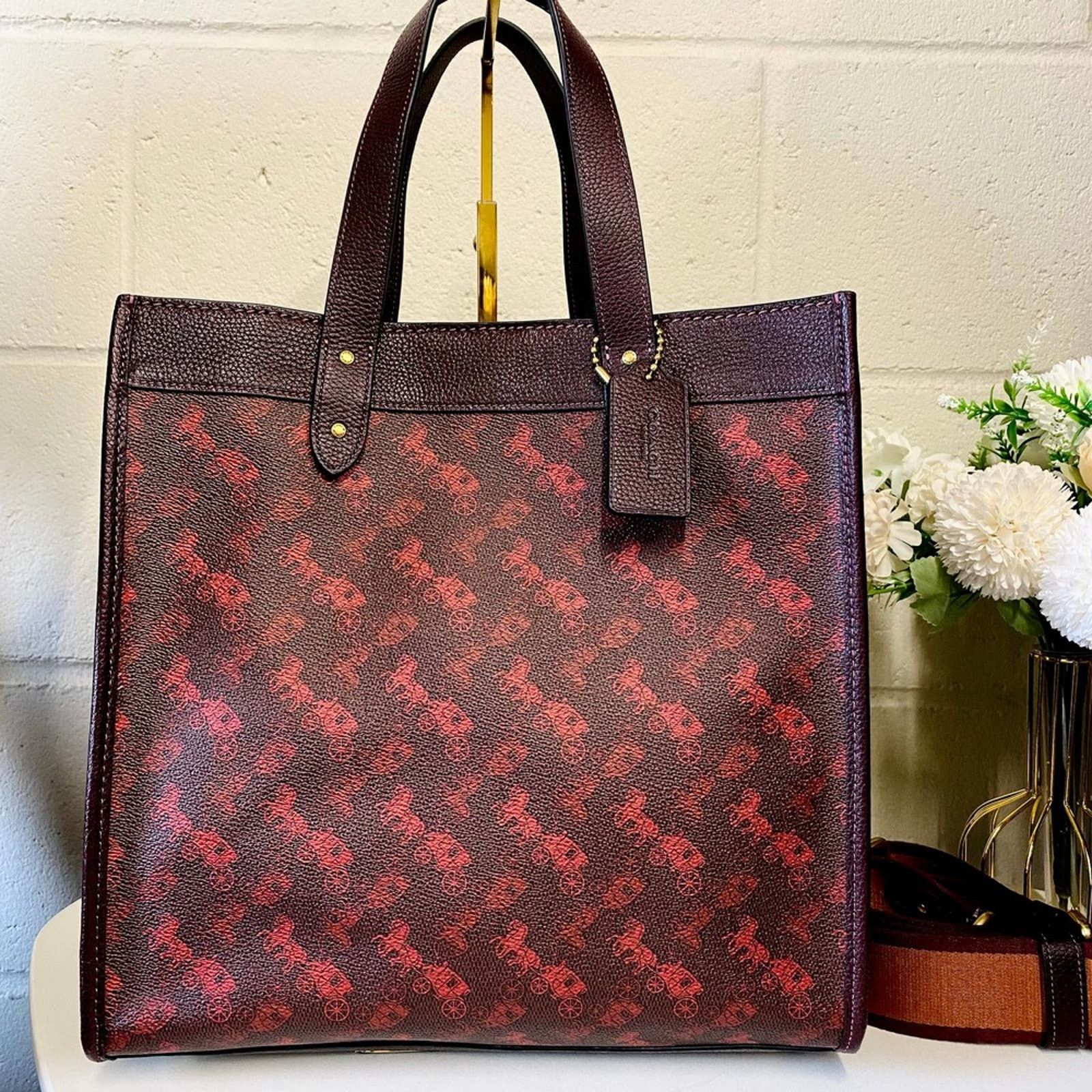 Coach Coach 89143 Field Tote With Horse And Carriage Print IN red Size ONE SIZE - 3 Thumbnail