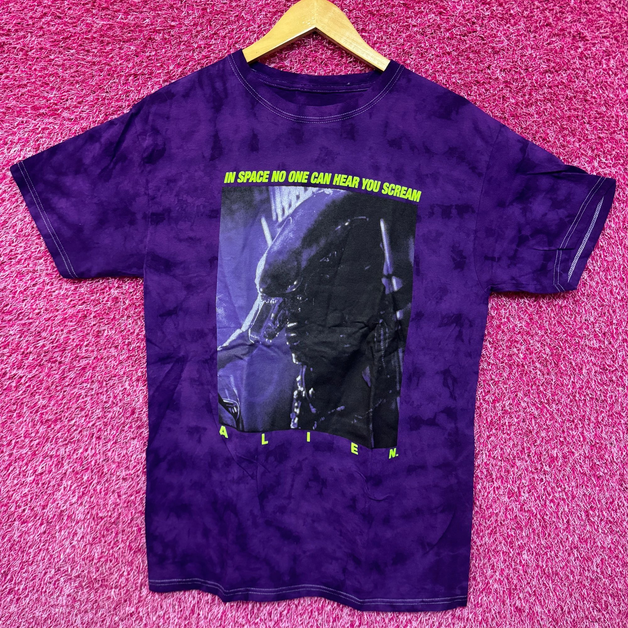 Other Alien Xenomorph Space No One Can Hear You Scream Tie Dye M Size US M / EU 48-50 / 2 - 1 Thumbnail