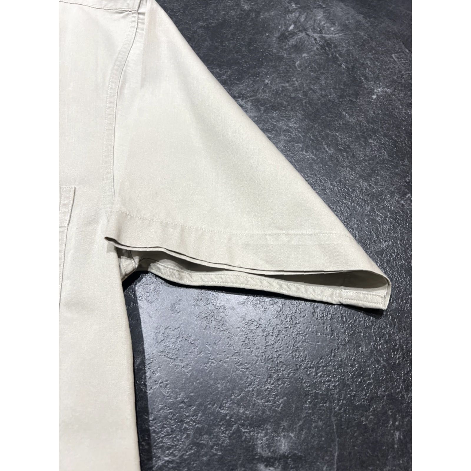 Gant VINTAGE GANT Men's Short Sleeve Shirt Twill Beige Collared Button-Up 90s Chelsea USA Medium Size US M / EU 48-50 / 2 - 2 Thumbnail