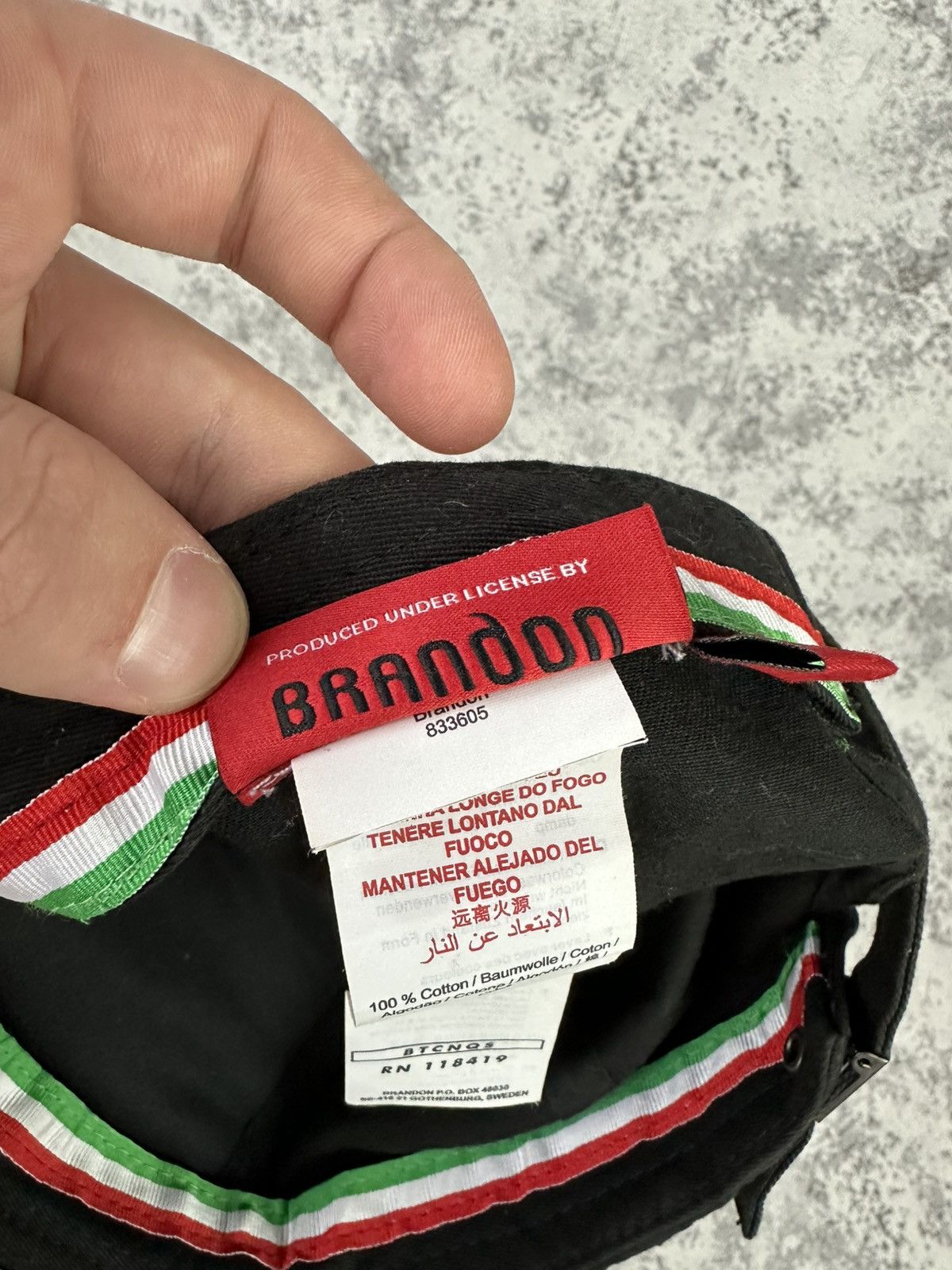 Ferrari Vintage Ferrari Cap Black Italy Racing F1 Shield Patch Hat Size ONE SIZE - 9 Thumbnail