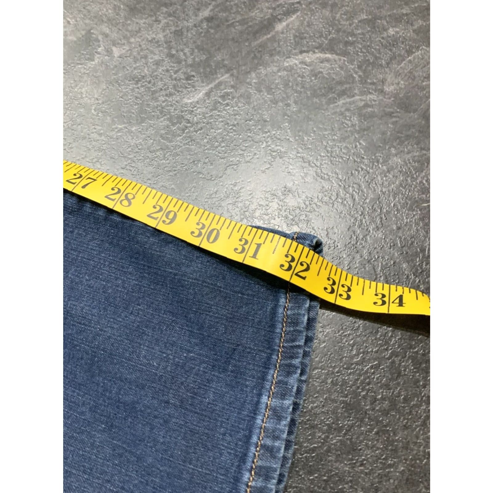 Vintage 34 Heritage Jeans Adult 40x32 Dark Blue Denim Mid Rise Relaxed Regular Stretch Mens Size US 40 / EU 56 - 6 Thumbnail