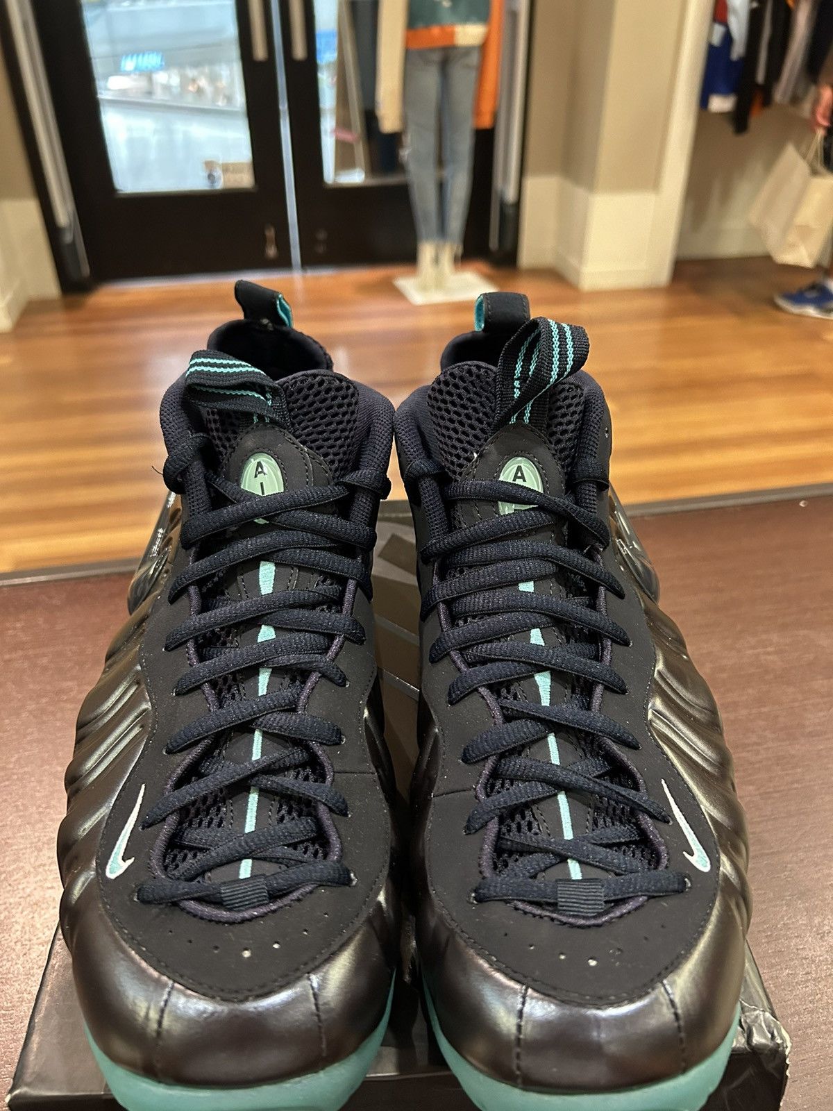 Nike Air Foamposite PRO Size US 12 / EU 45 - 3 Thumbnail