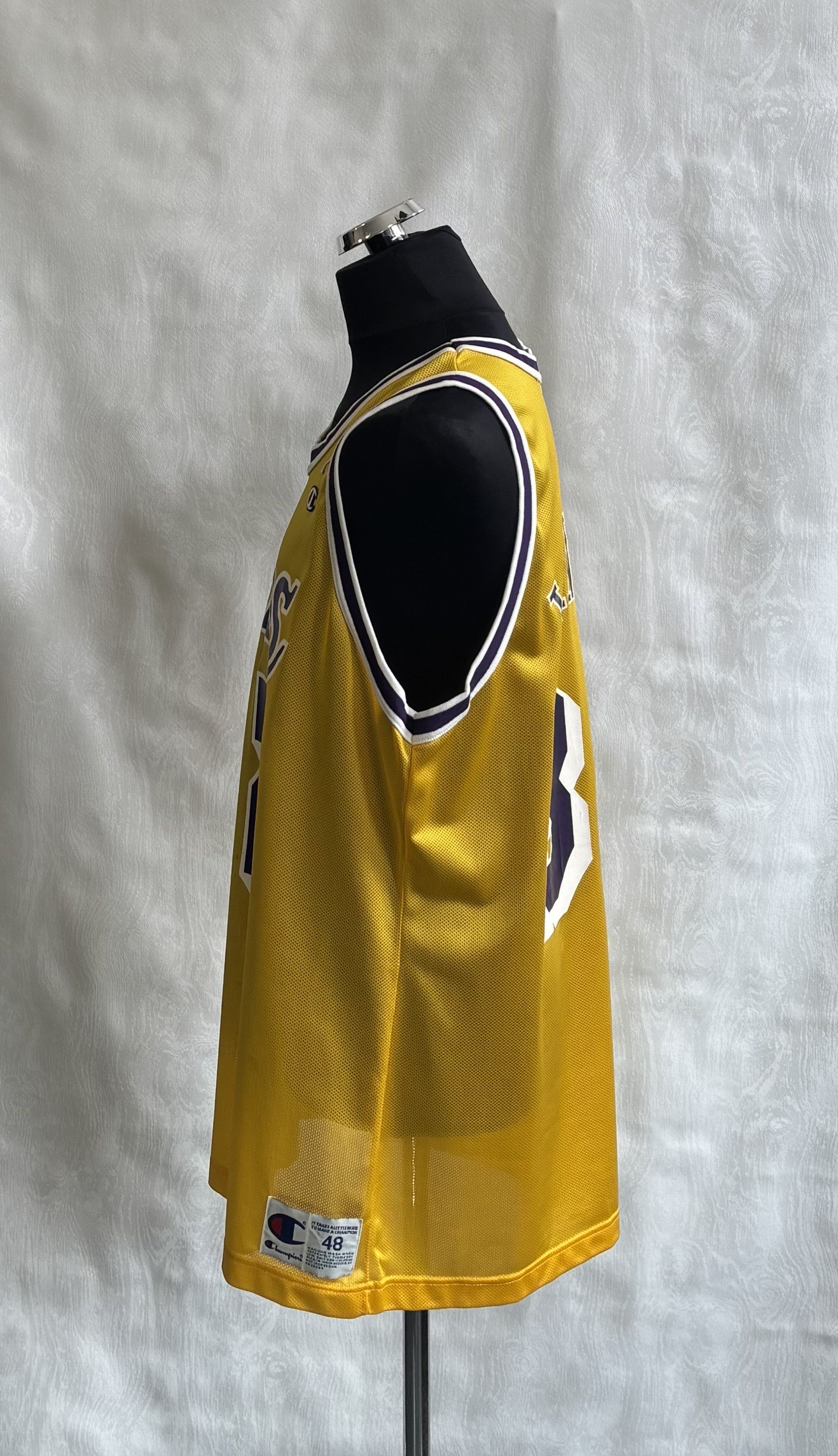 Champion Los Angeles Lakers 90s Johnson #32 Champion Basketball Size US XL / EU 56 / 4 - 3 Thumbnail