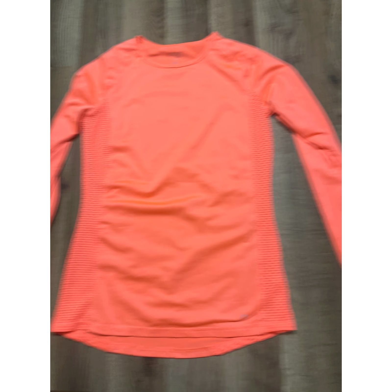 Vintage Danskin Now Shirt Womens Medium Orange Fitted Athletic Wear Long Sleeve Shirt Shirt Size M / US 6-8 / IT 42-44 - 3 Thumbnail