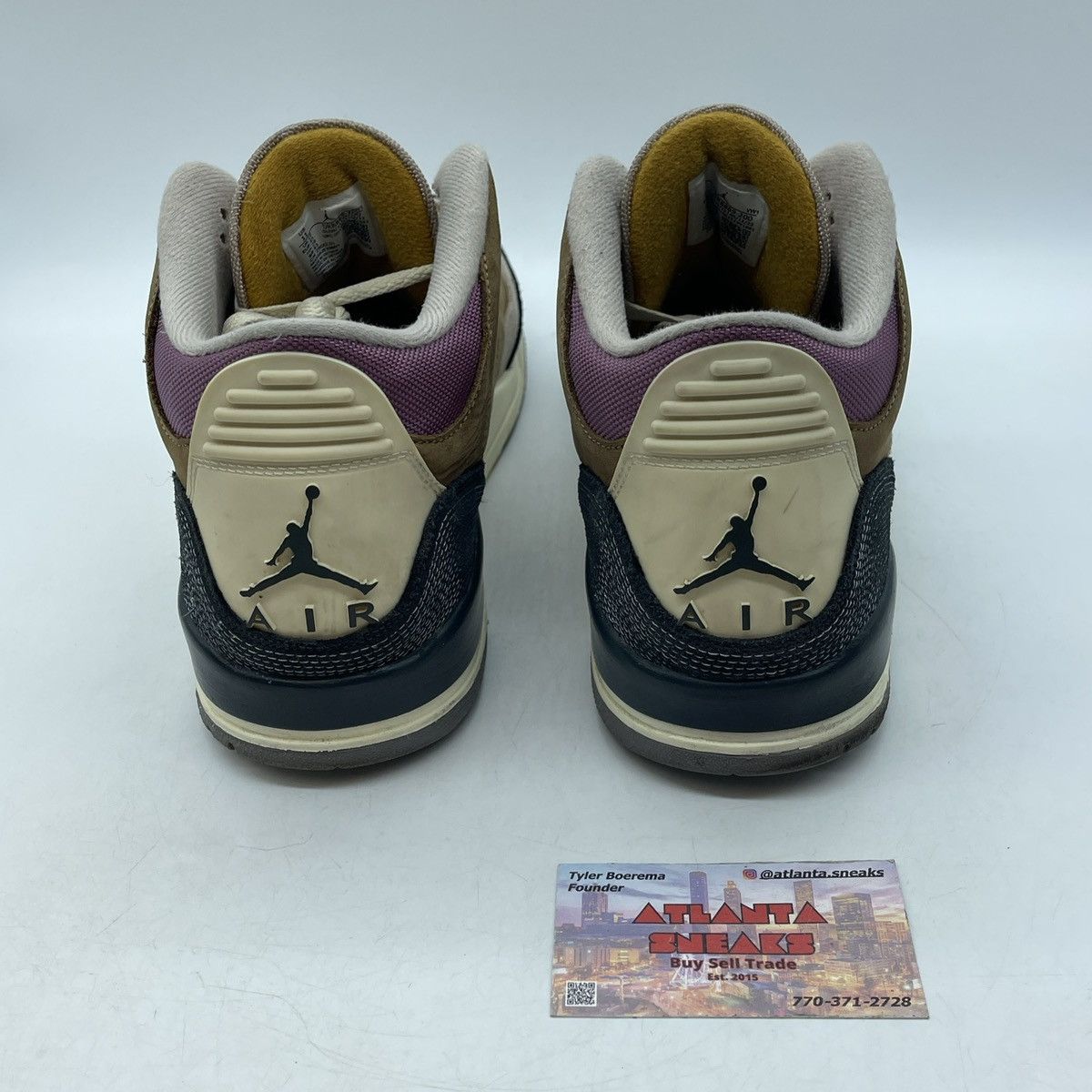 Jordan Brand Air Jordan 3 winterized Size US 11 / EU 44 - 3 Thumbnail