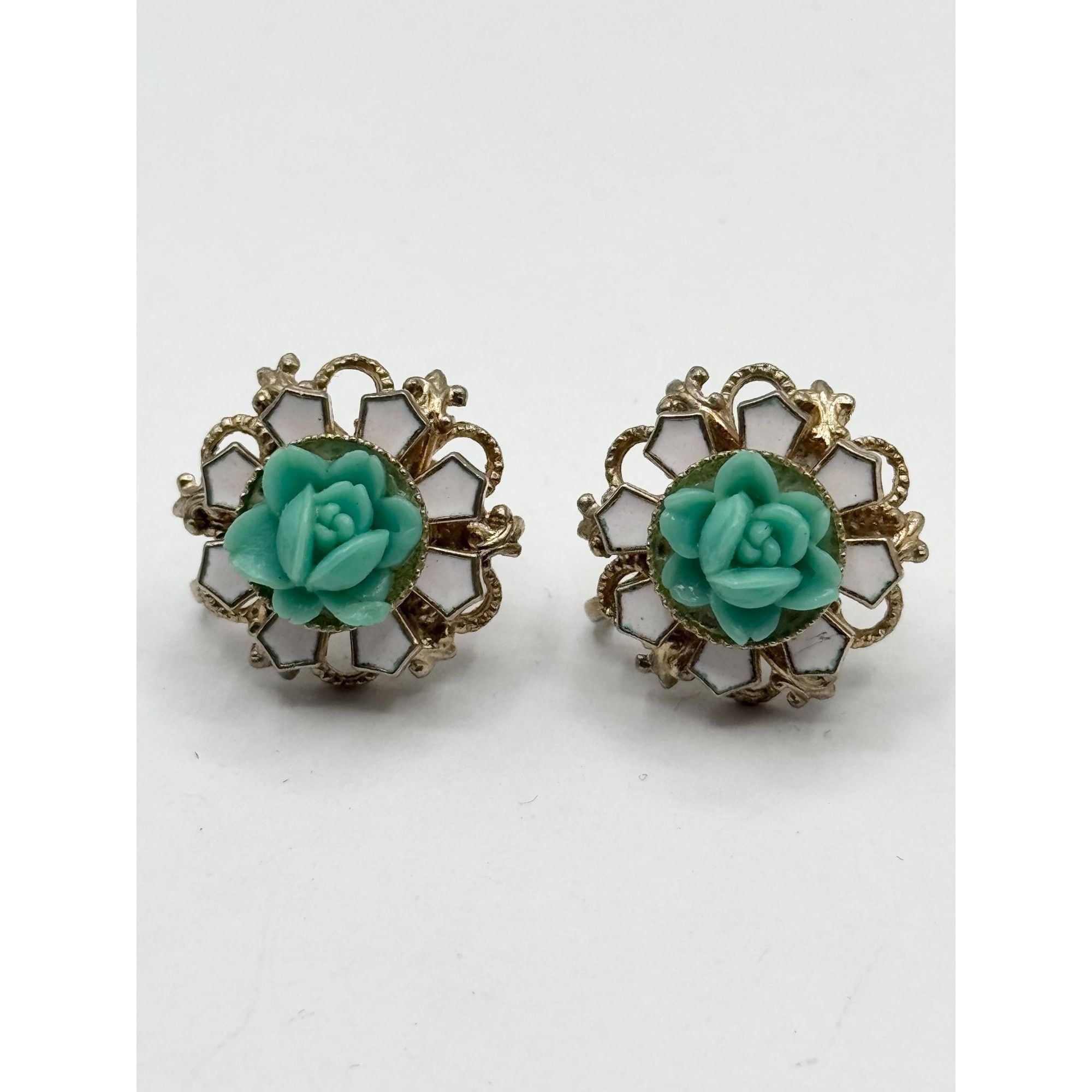 Vintage Vintage blue celluloid flower enamel filigree earrings Size ONE SIZE - 1 Thumbnail