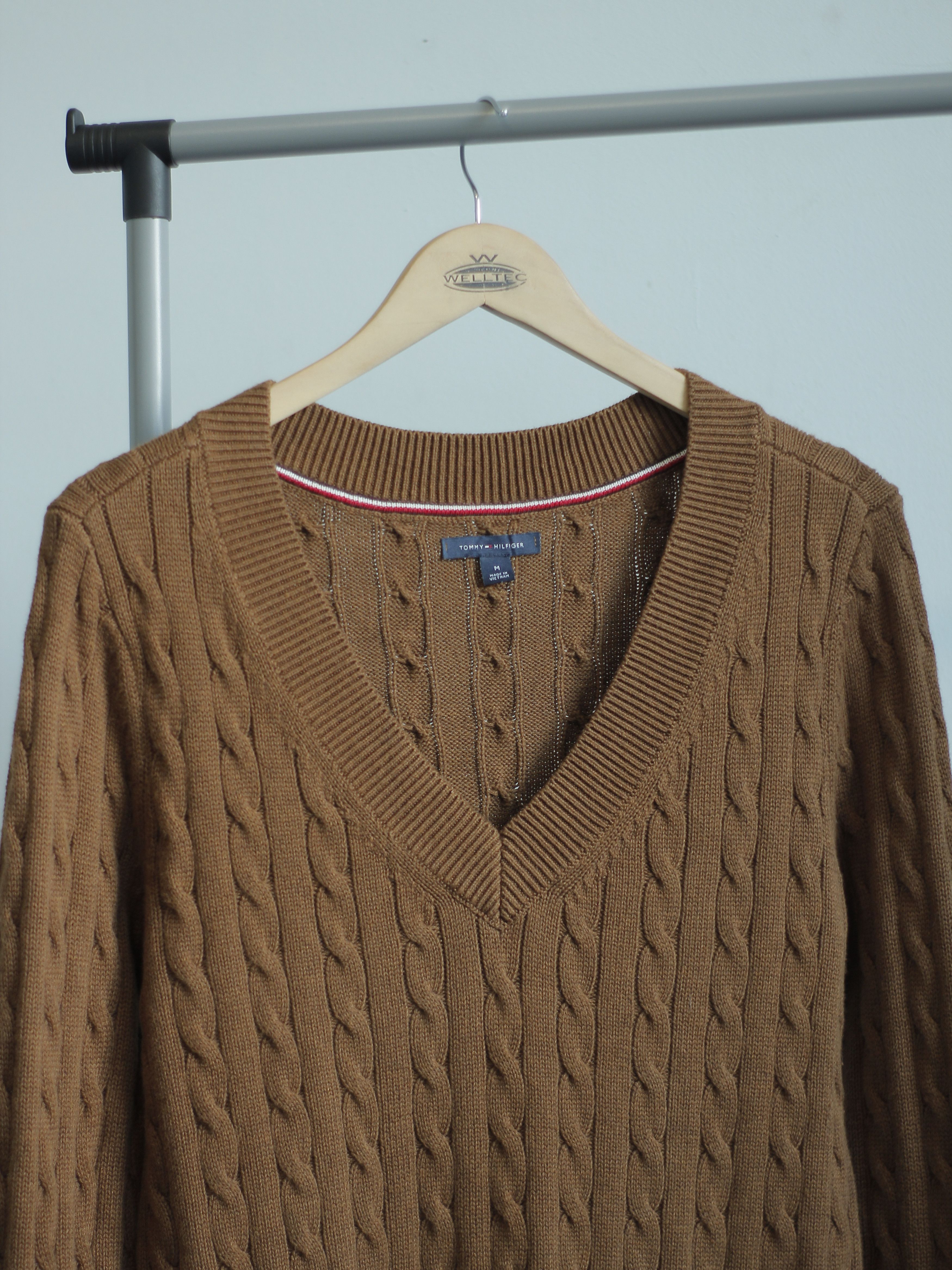 Tommy Hilfiger Tommy Hilfiger Women Sweate v neck pigtail knitting m brown Size M / US 6-8 / IT 42-44 - 3 Thumbnail