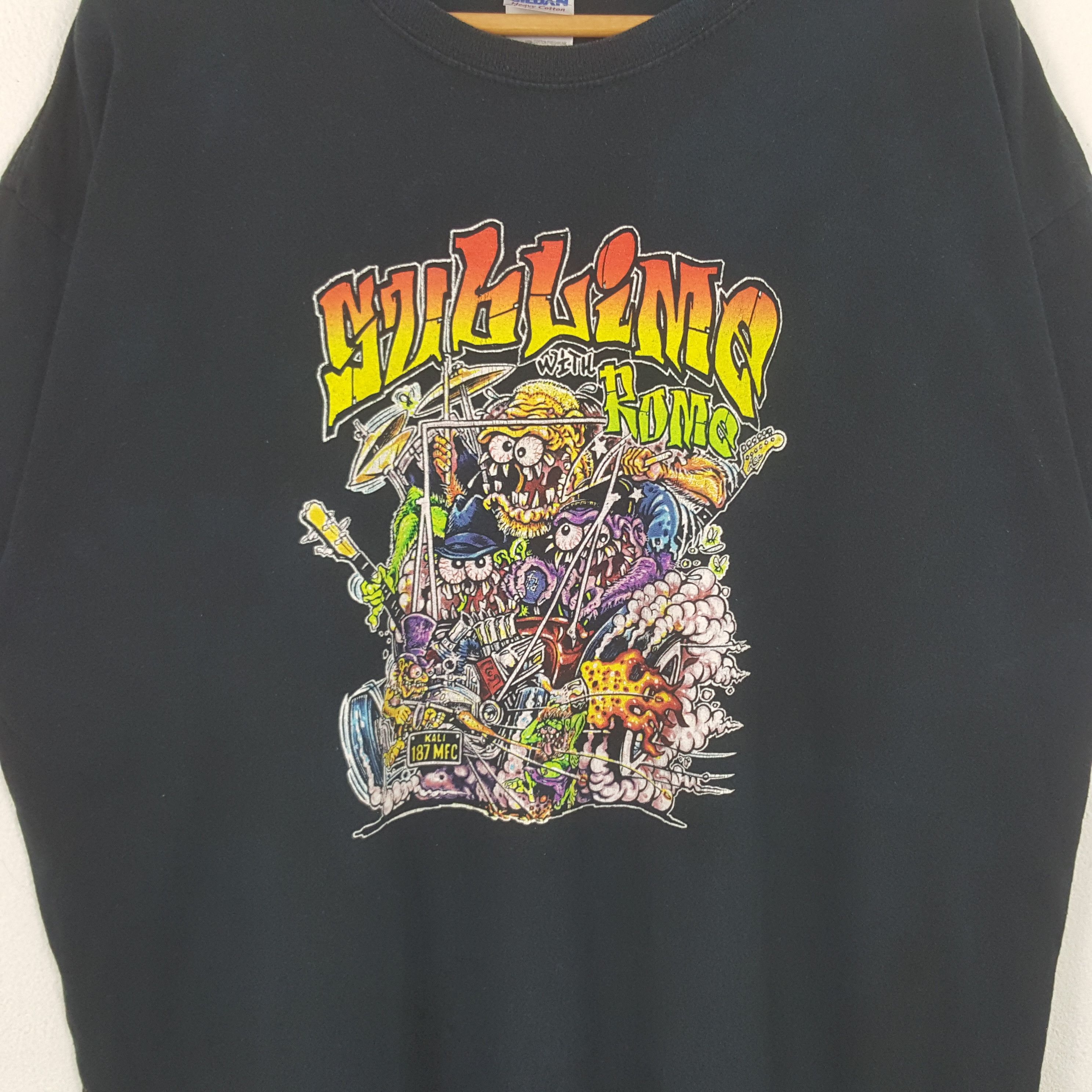 Band Tees Vintage Sublime With Rome Tour 2010 Rock Tshirt RR15 Size US XXL / EU 58 / 5 - 2 Thumbnail