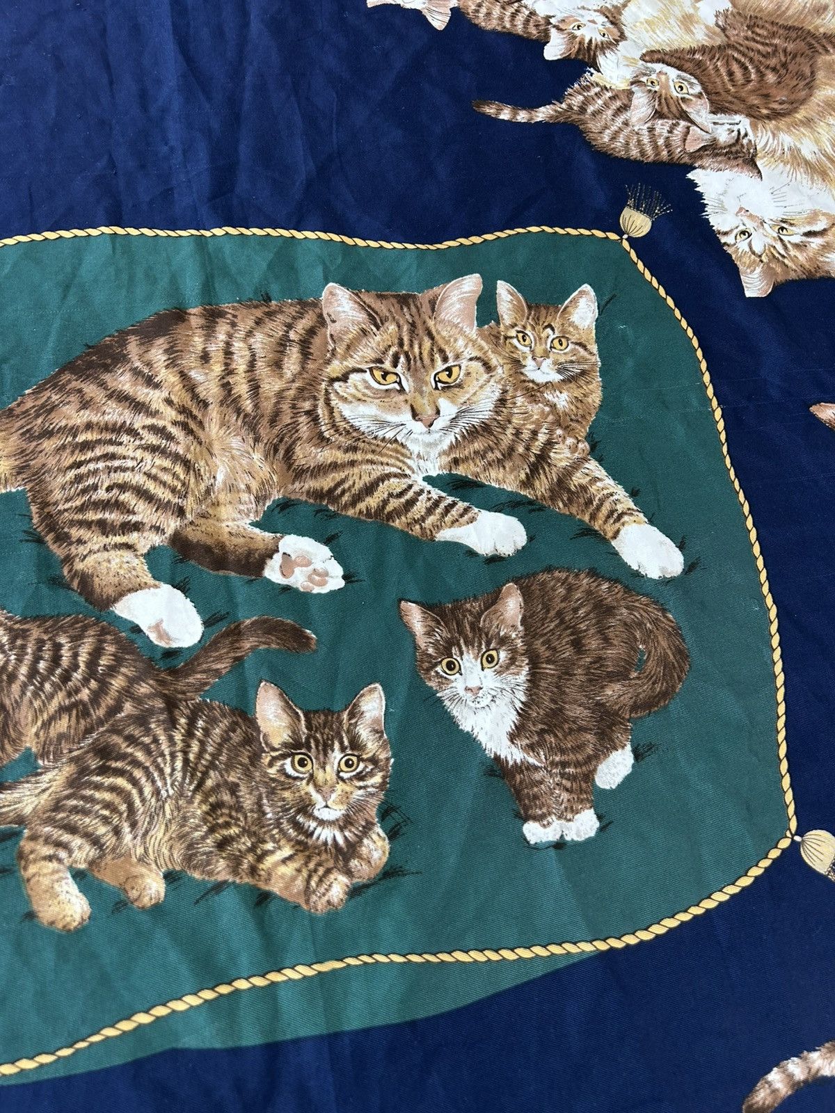 Vintage Vintage scarf cats fullprint shawl Size ONE SIZE - 13 Thumbnail