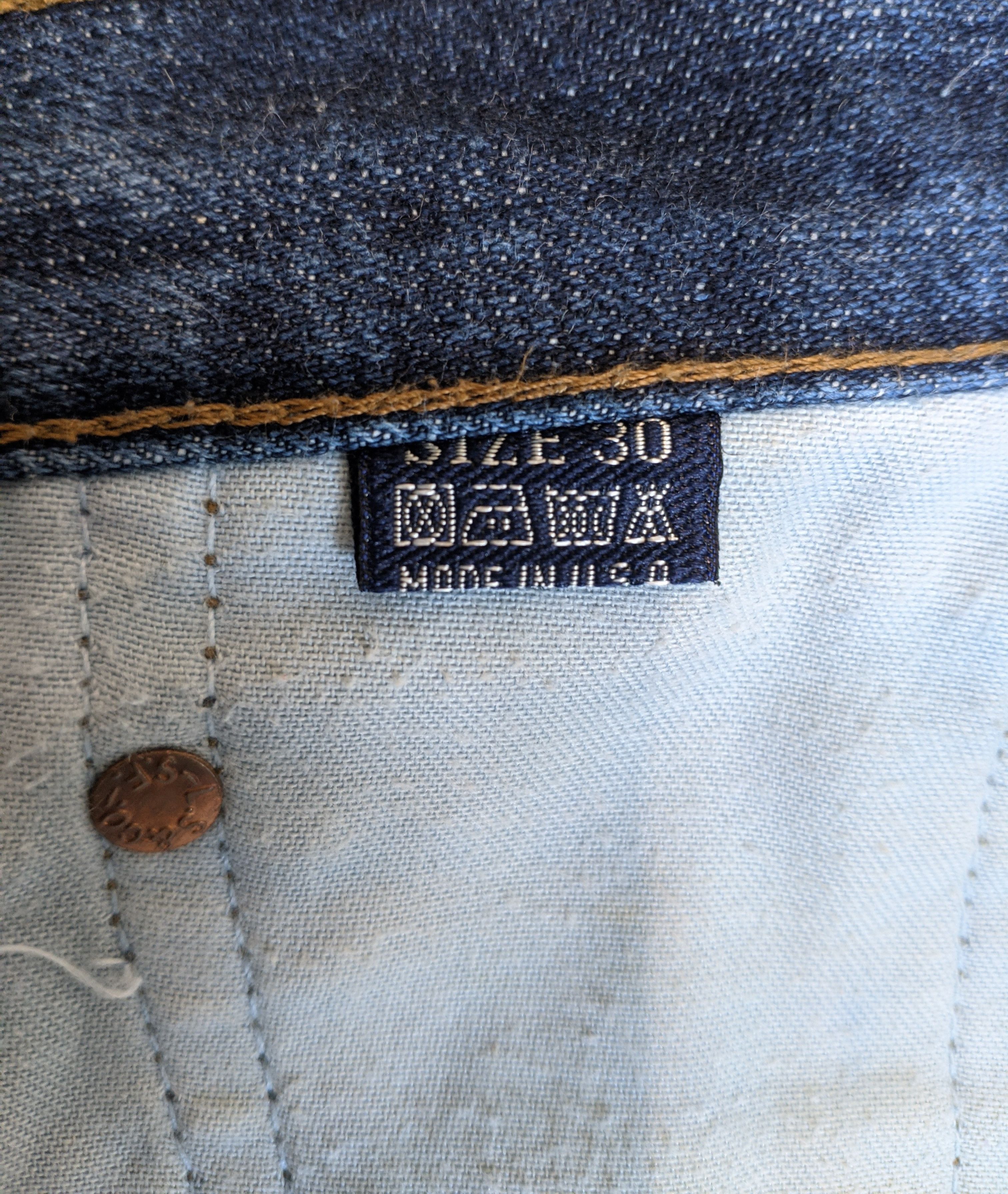 Levi's VTG 90 LEVI'S 501XX Big E Selvedge Denim Jeans Logo Pocket Size US 30 / EU 46 - 14 Thumbnail