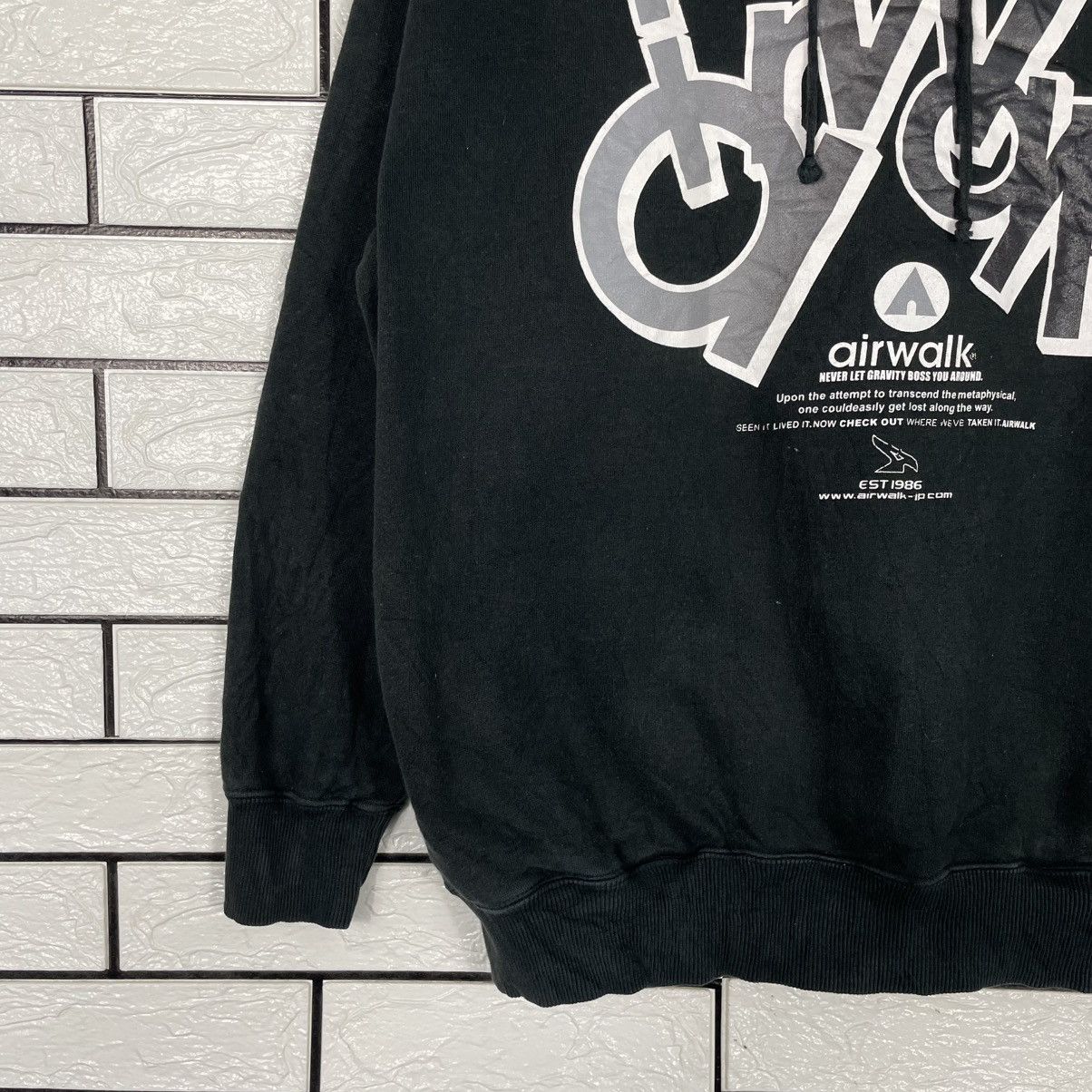 Japanese Brand Airwalk Big Logo Pullover Black Hoodie Size US M / EU 48-50 / 2 - 3 Thumbnail