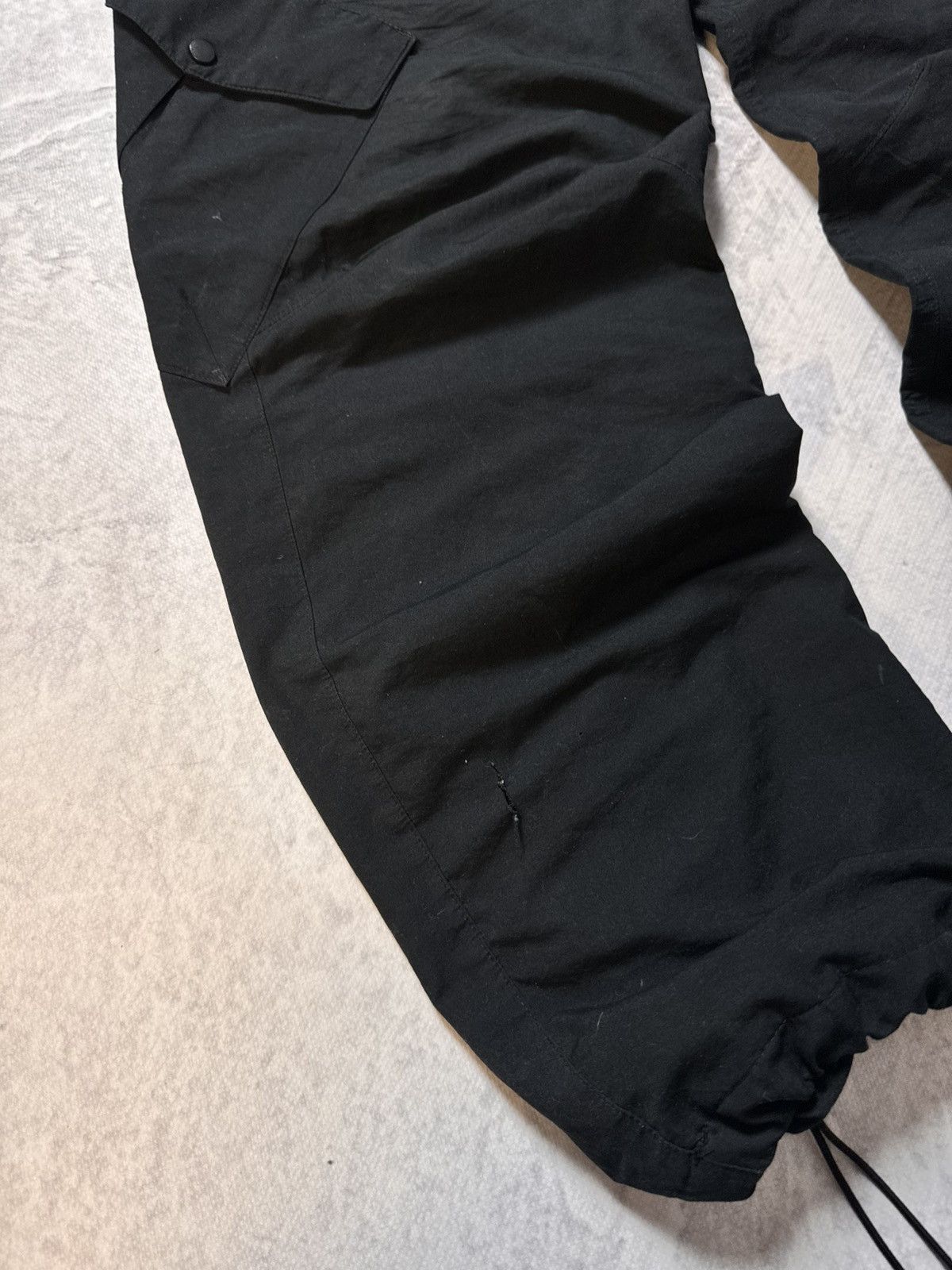 Nike × Vintage 00s Nike Vintage Nylon Cargo Baggy Drill Pants Joggers Y2K Size US 32 / EU 48 - 4 Thumbnail